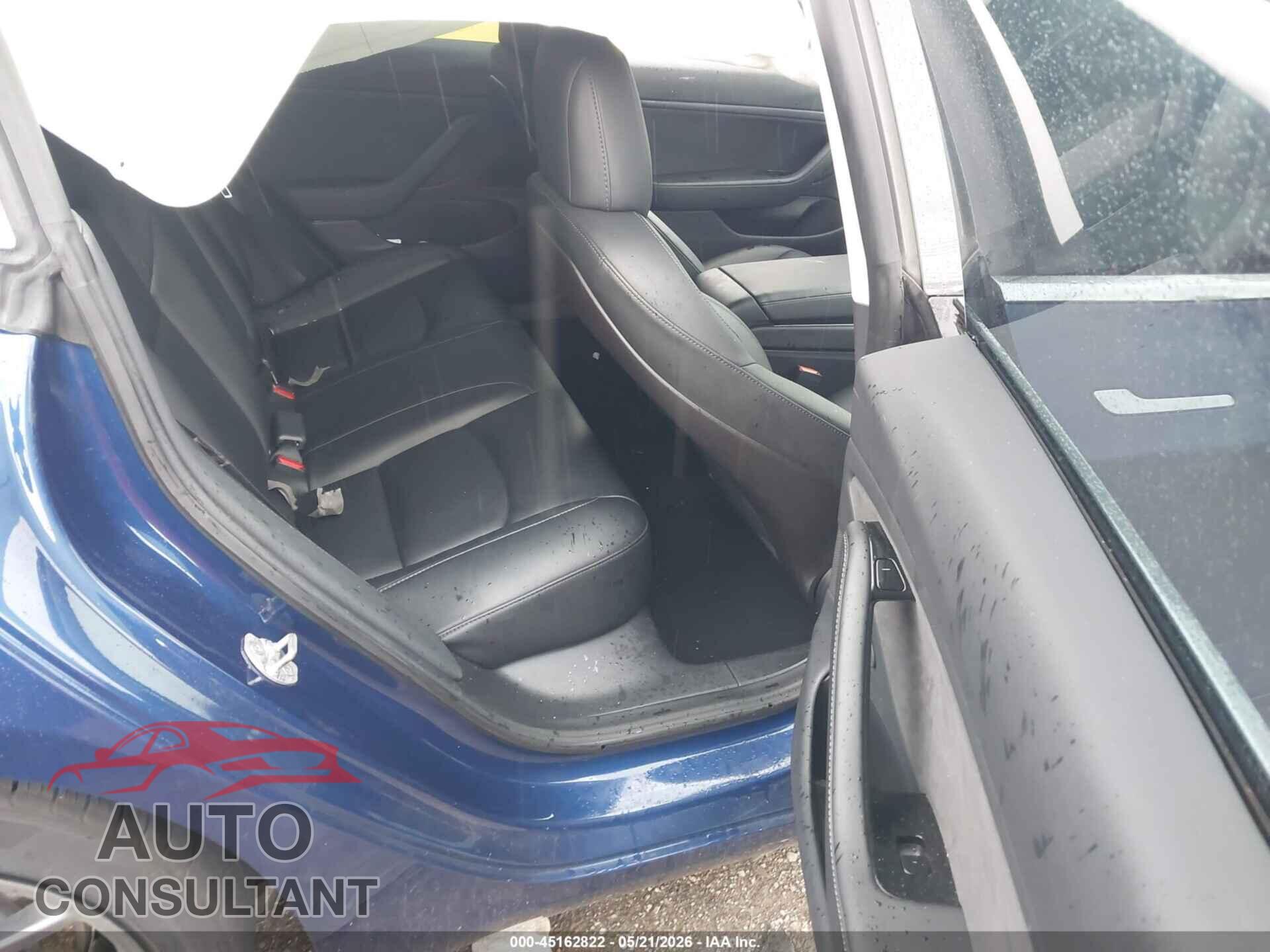 TESLA MODEL 3 2019 - 5YJ3E1EB4KF387526
