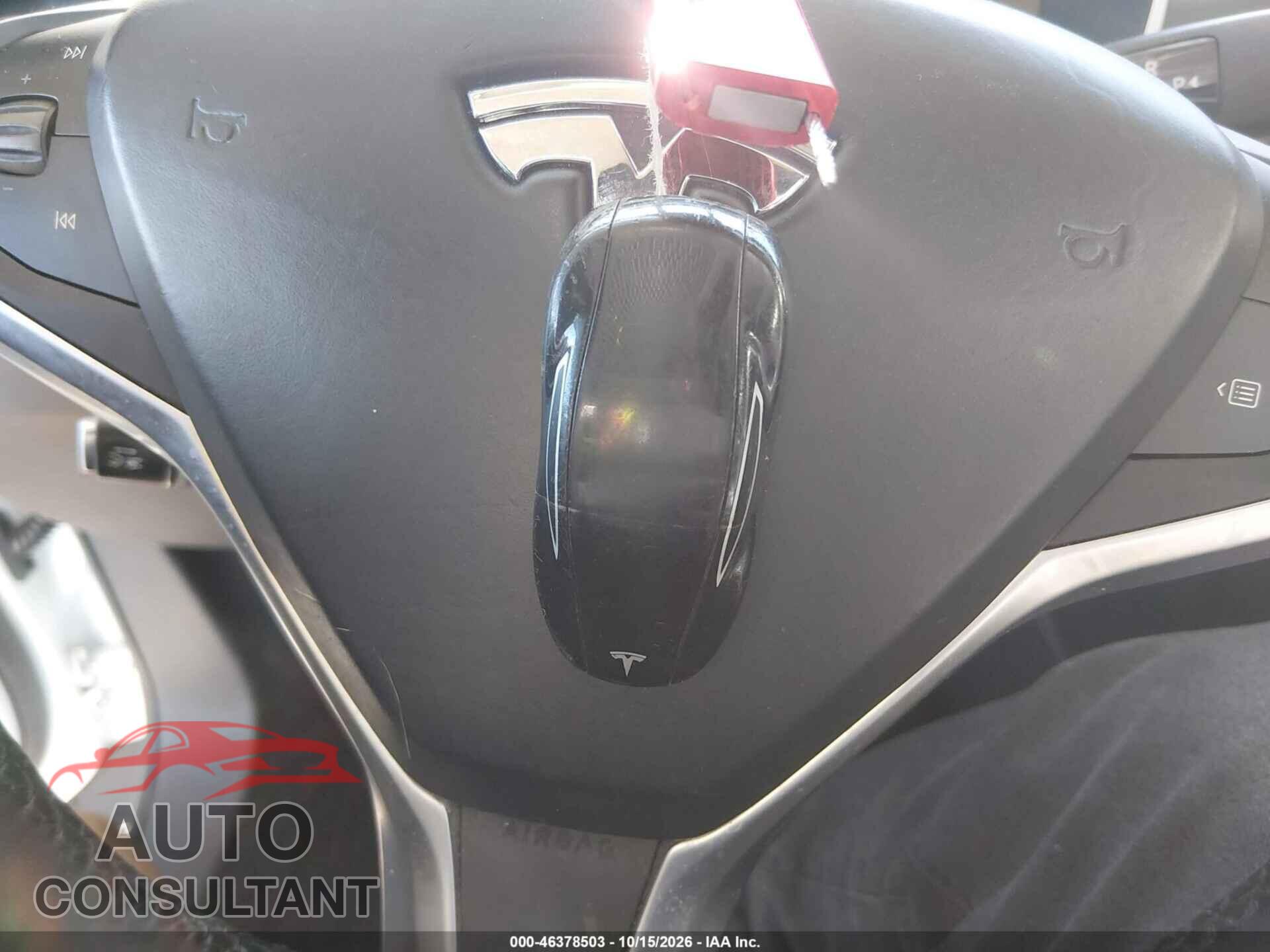 TESLA MODEL S 2015 - 5YJSA1S25FF087608