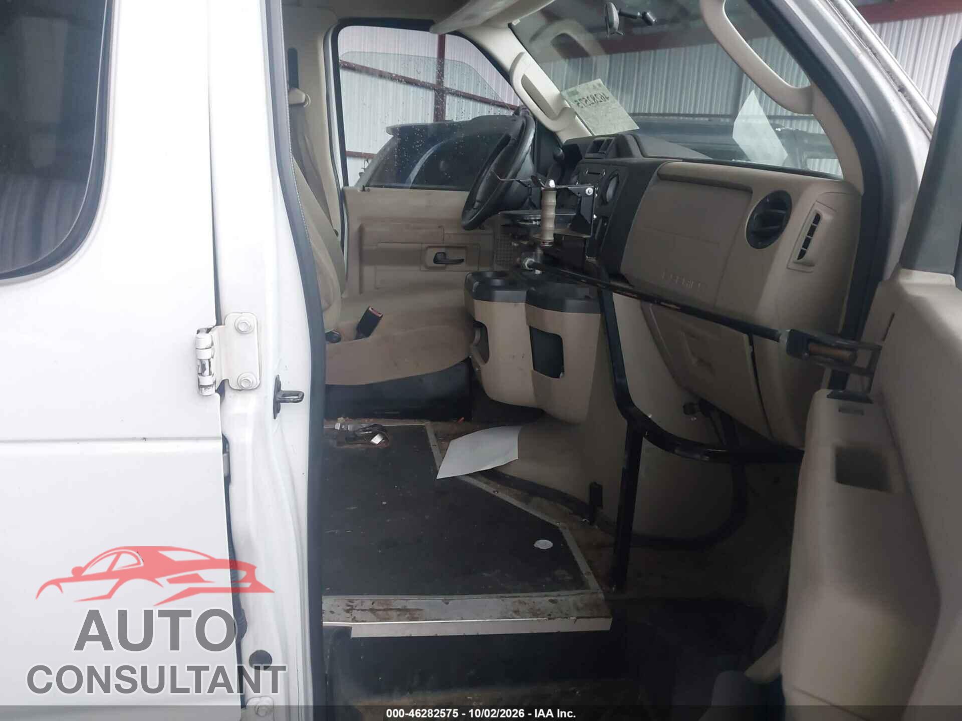 FORD E-150 2013 - 1FMNE1BW9DDA18330