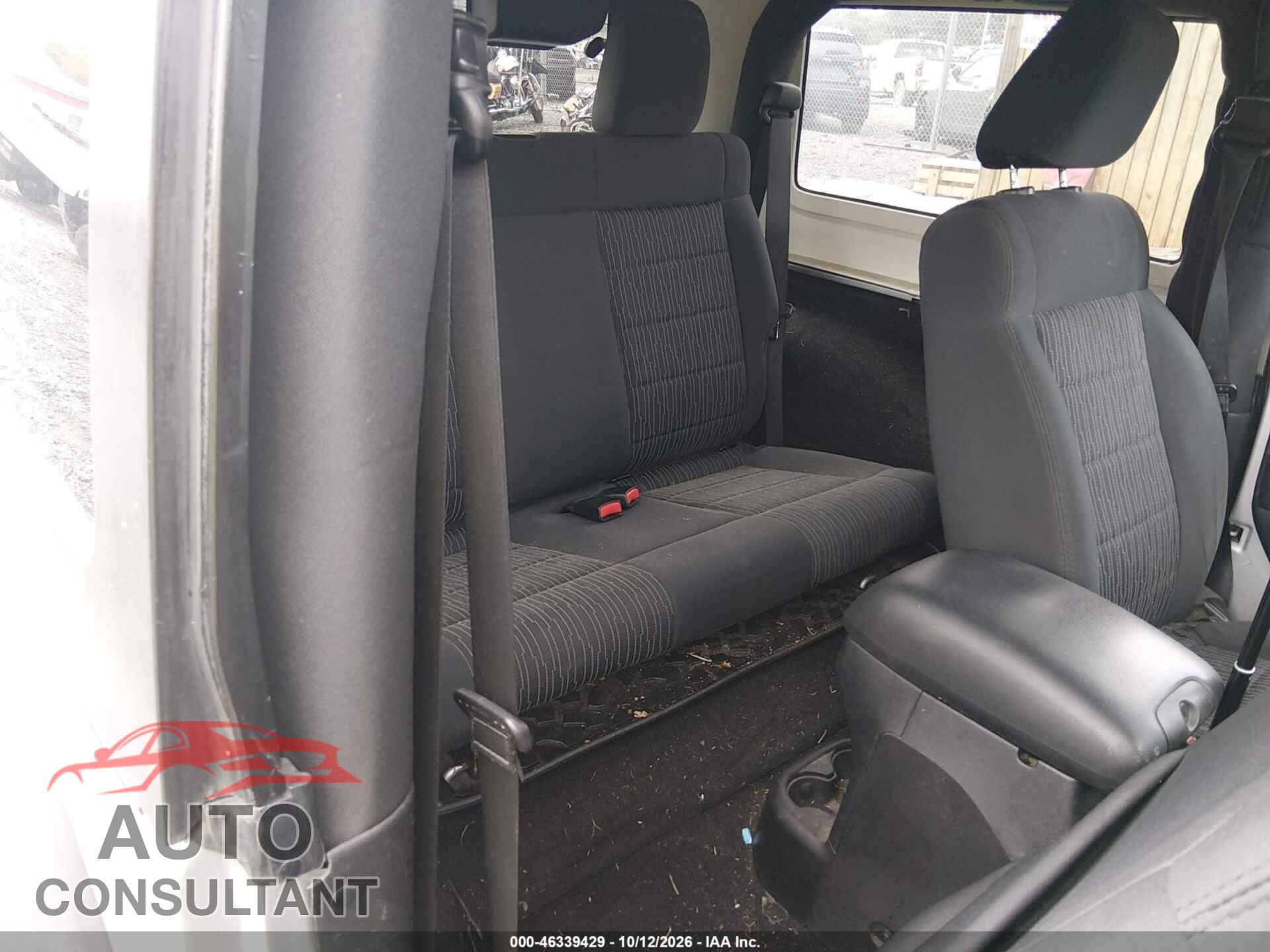 JEEP WRANGLER 2011 - 1J4AA2D12BL545452