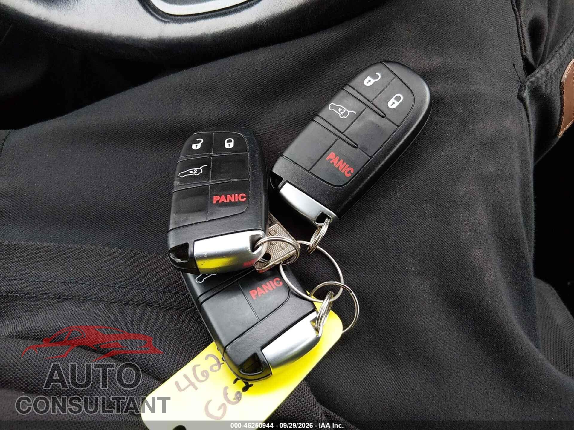DODGE DURANGO 2023 - 1C4RDJFG8PC678431