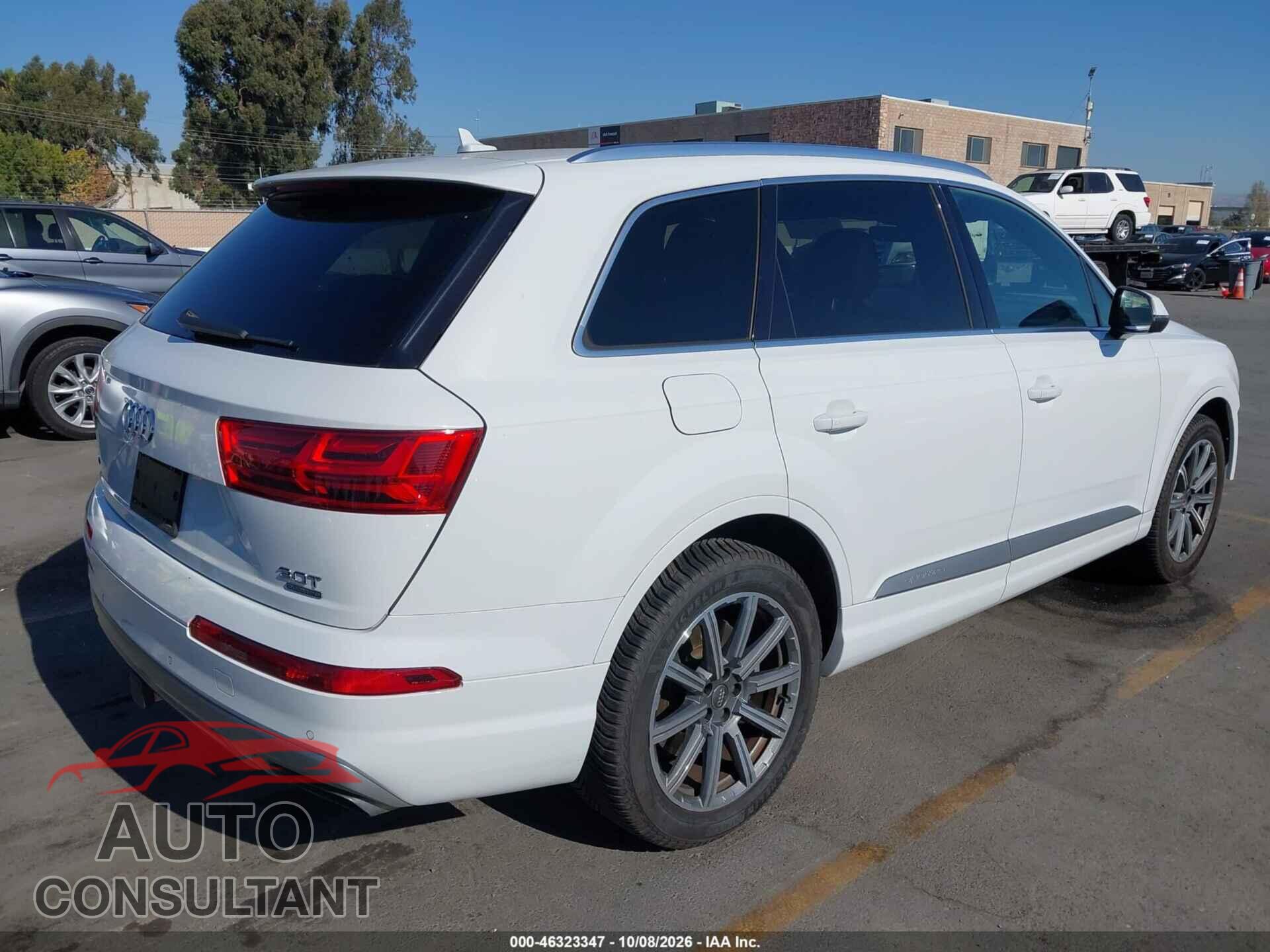 AUDI Q7 2018 - WA1VAAF78JD013791