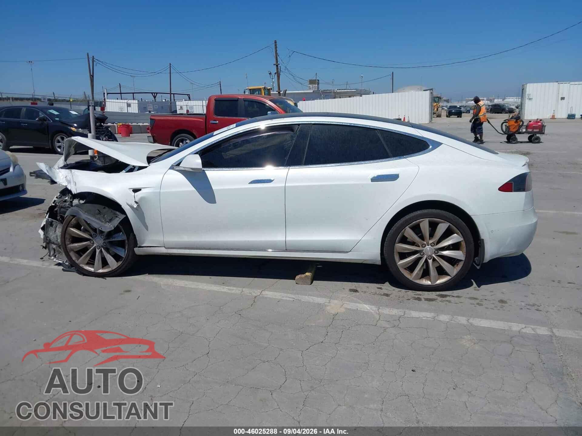 TESLA MODEL S 2016 - 5YJSA1E15GF159945