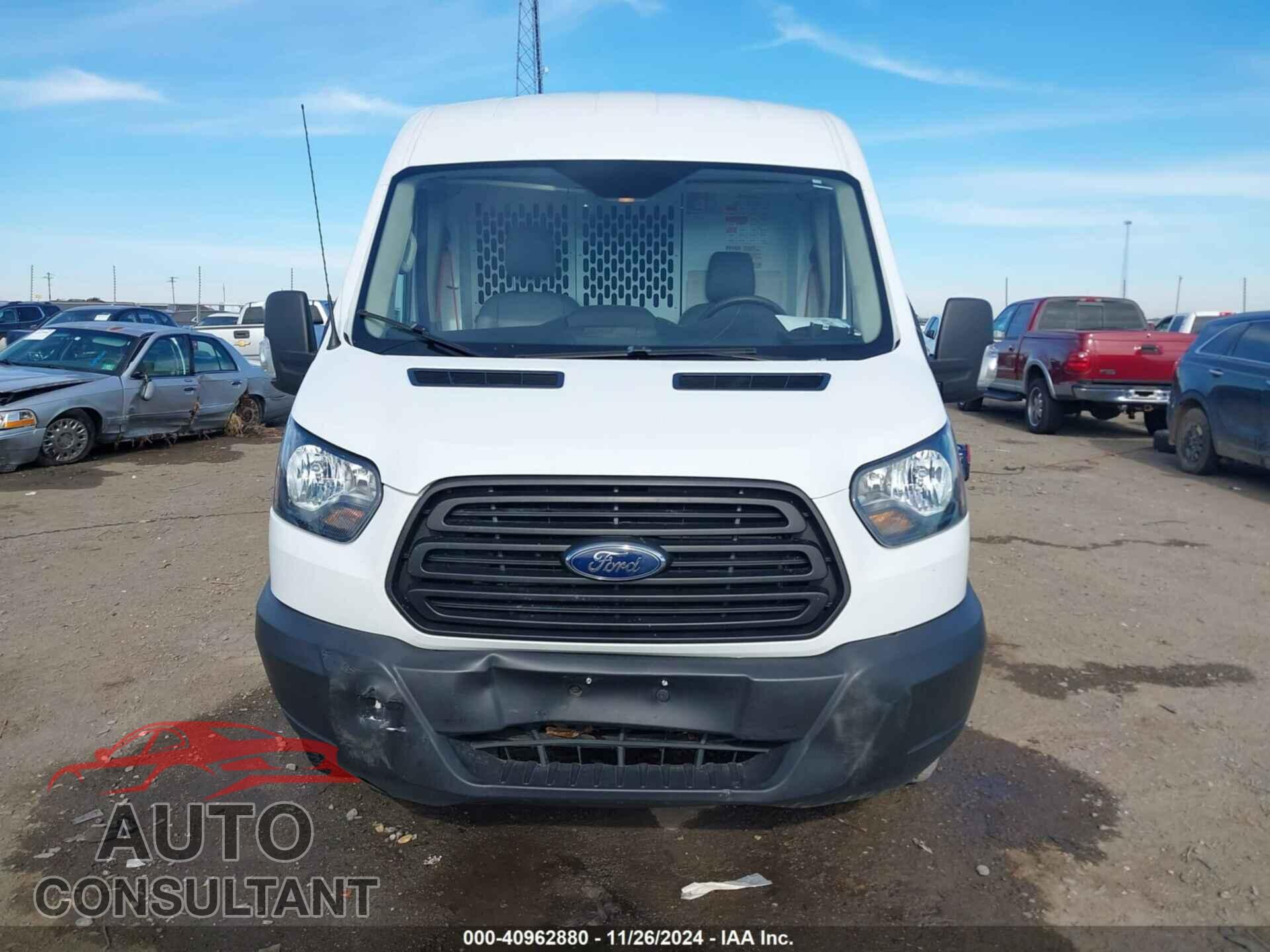 FORD TRANSIT-150 2019 - 1FTYE2CM2KKB68227