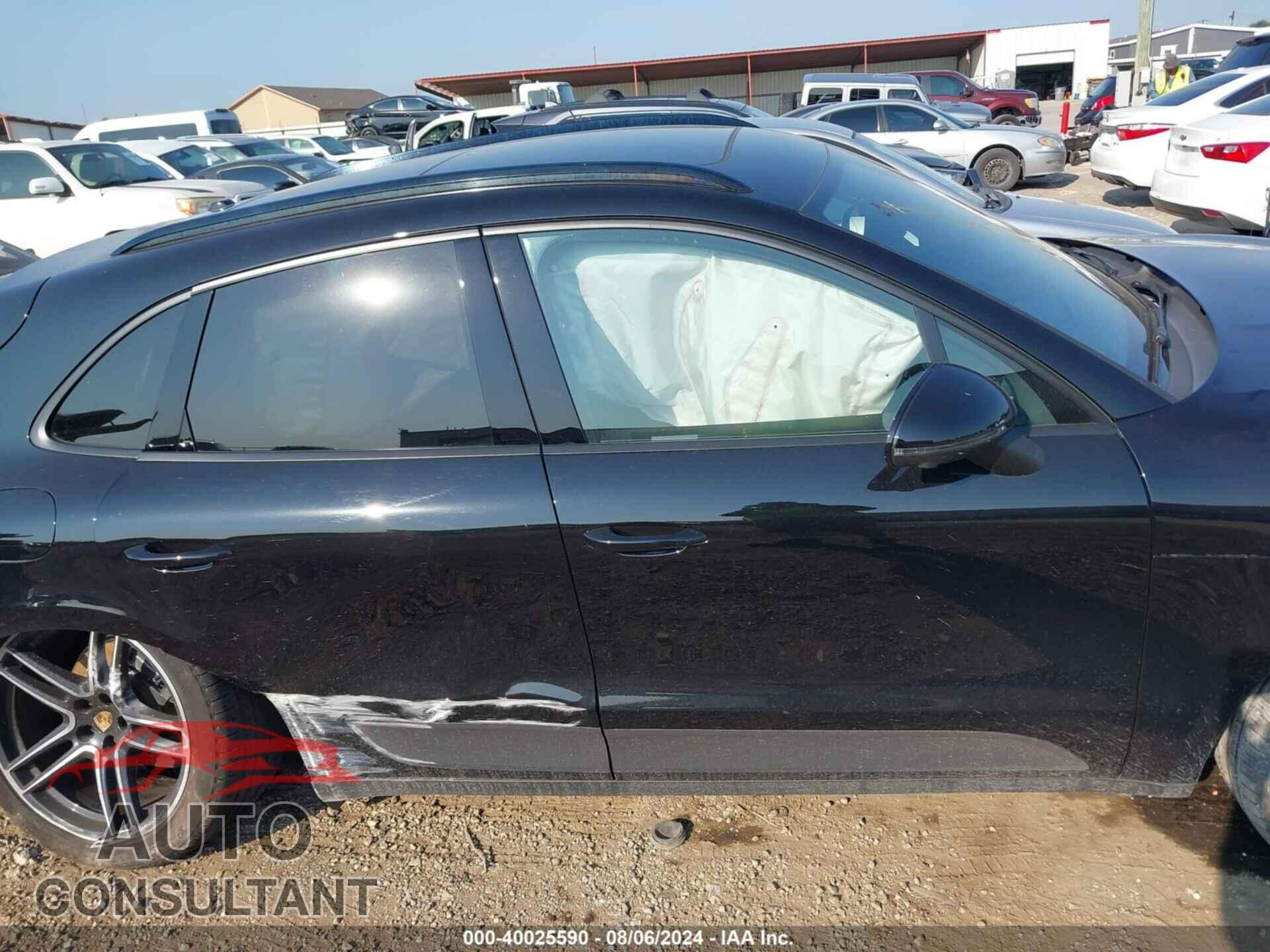 PORSCHE MACAN 2021 - WP1AA2A53MLB01432