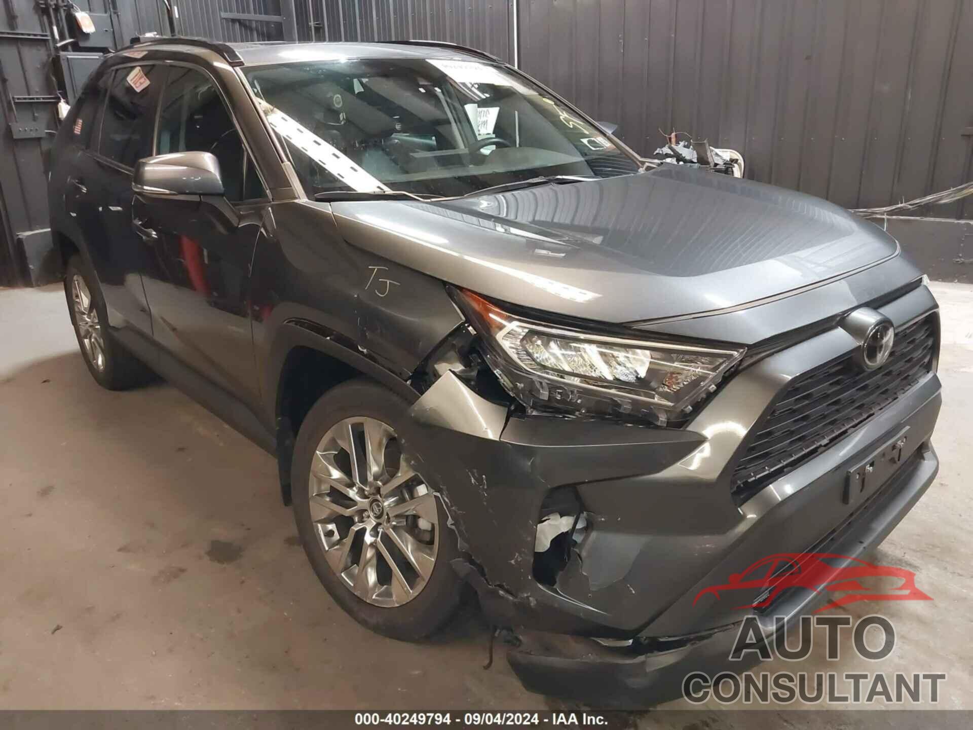 TOYOTA RAV4 2021 - 2T3A1RFV2MC158108