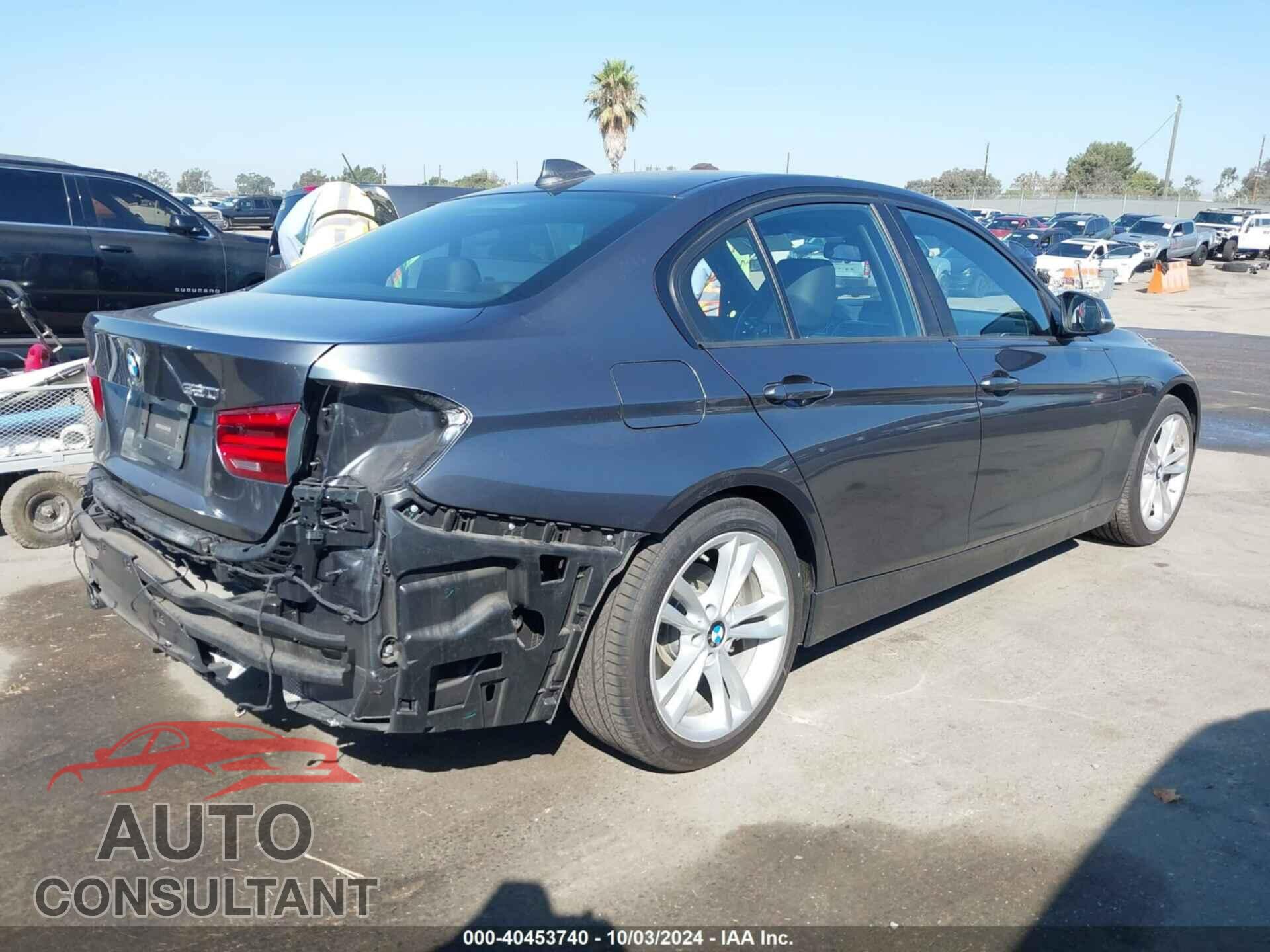 BMW 320I 2016 - WBA8E1G52GNU12085