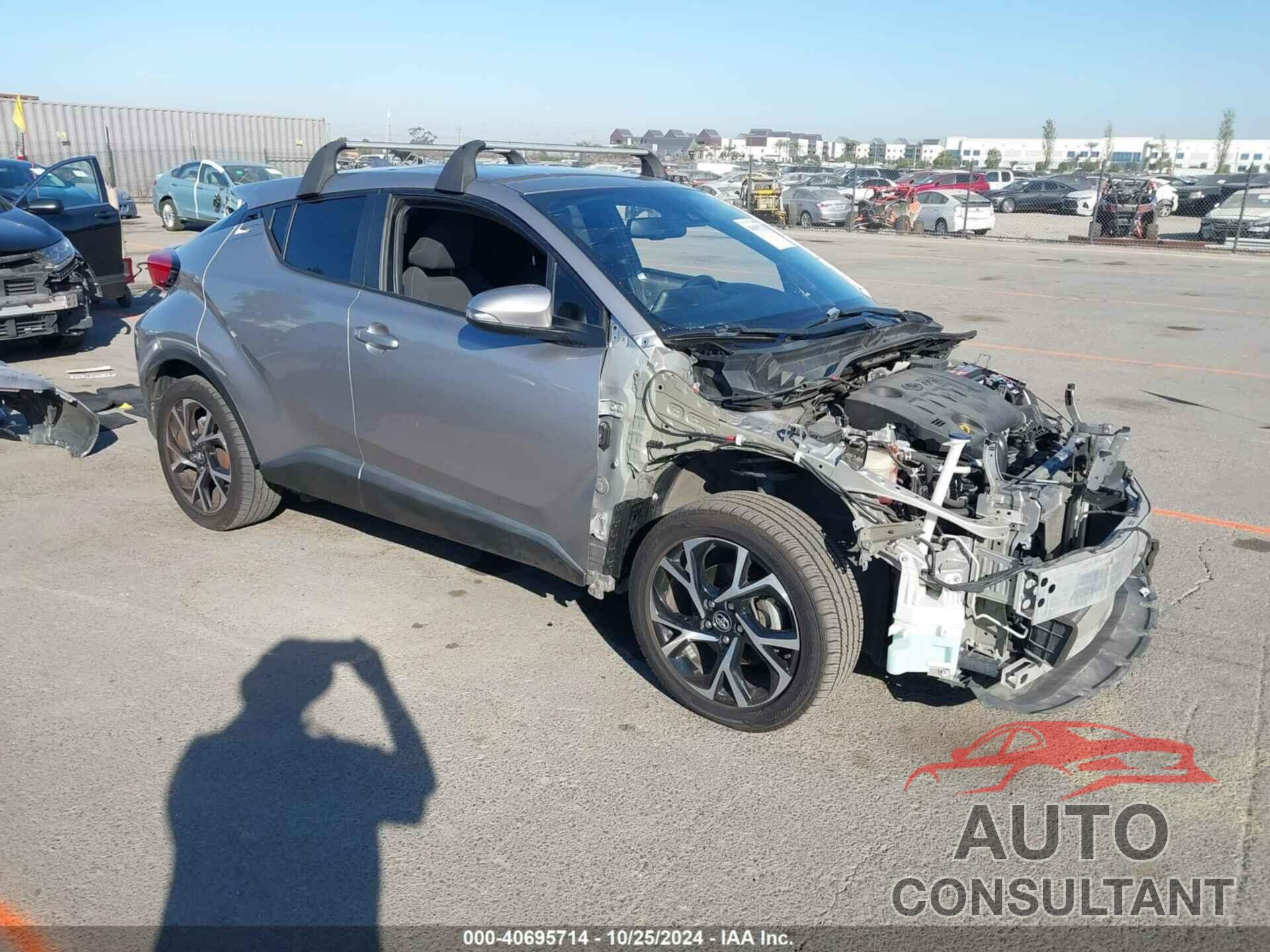 TOYOTA C-HR 2018 - NMTKHMBX9JR046362