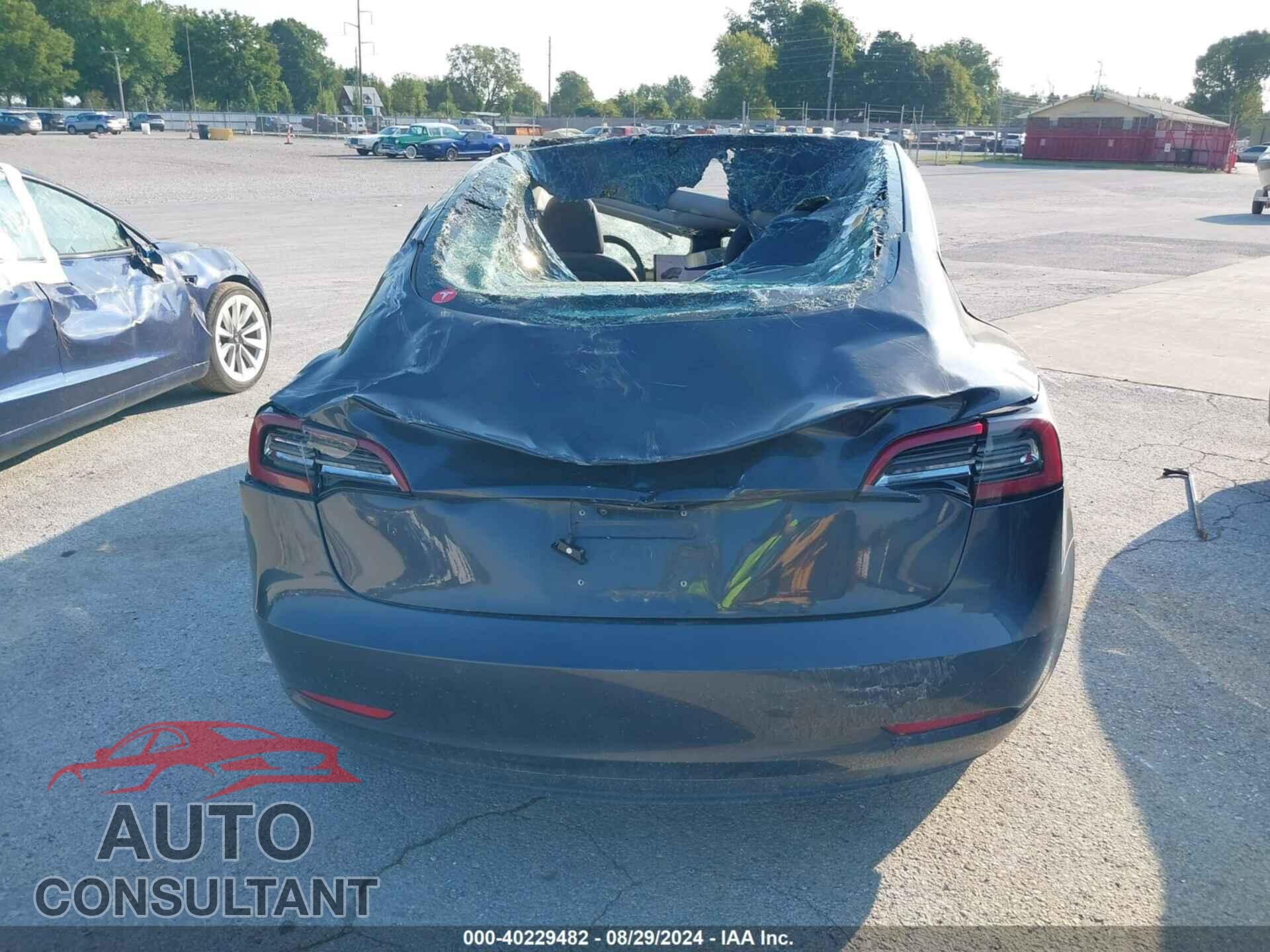 TESLA MODEL 3 2018 - 5YJ3E1EA9JF057984
