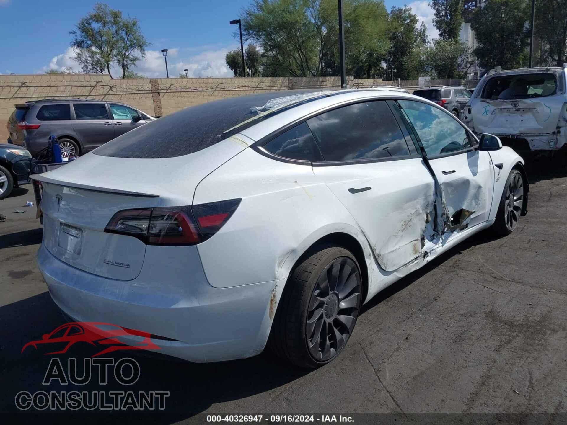 TESLA MODEL 3 2023 - 5YJ3E1EC0PF489003