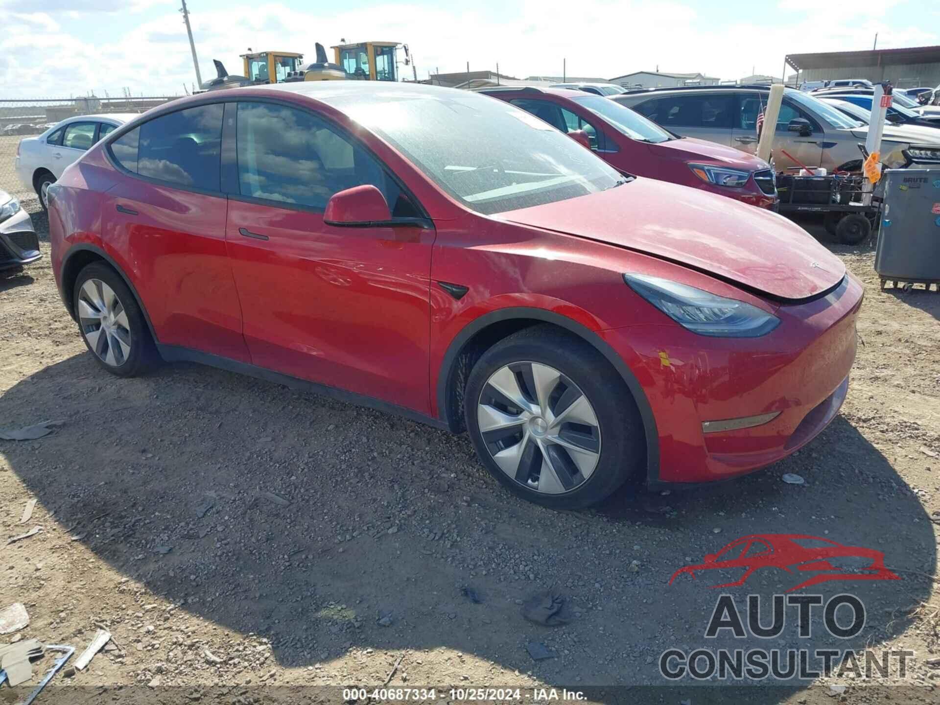 TESLA MODEL Y 2021 - 5YJYGDEE8MF140458