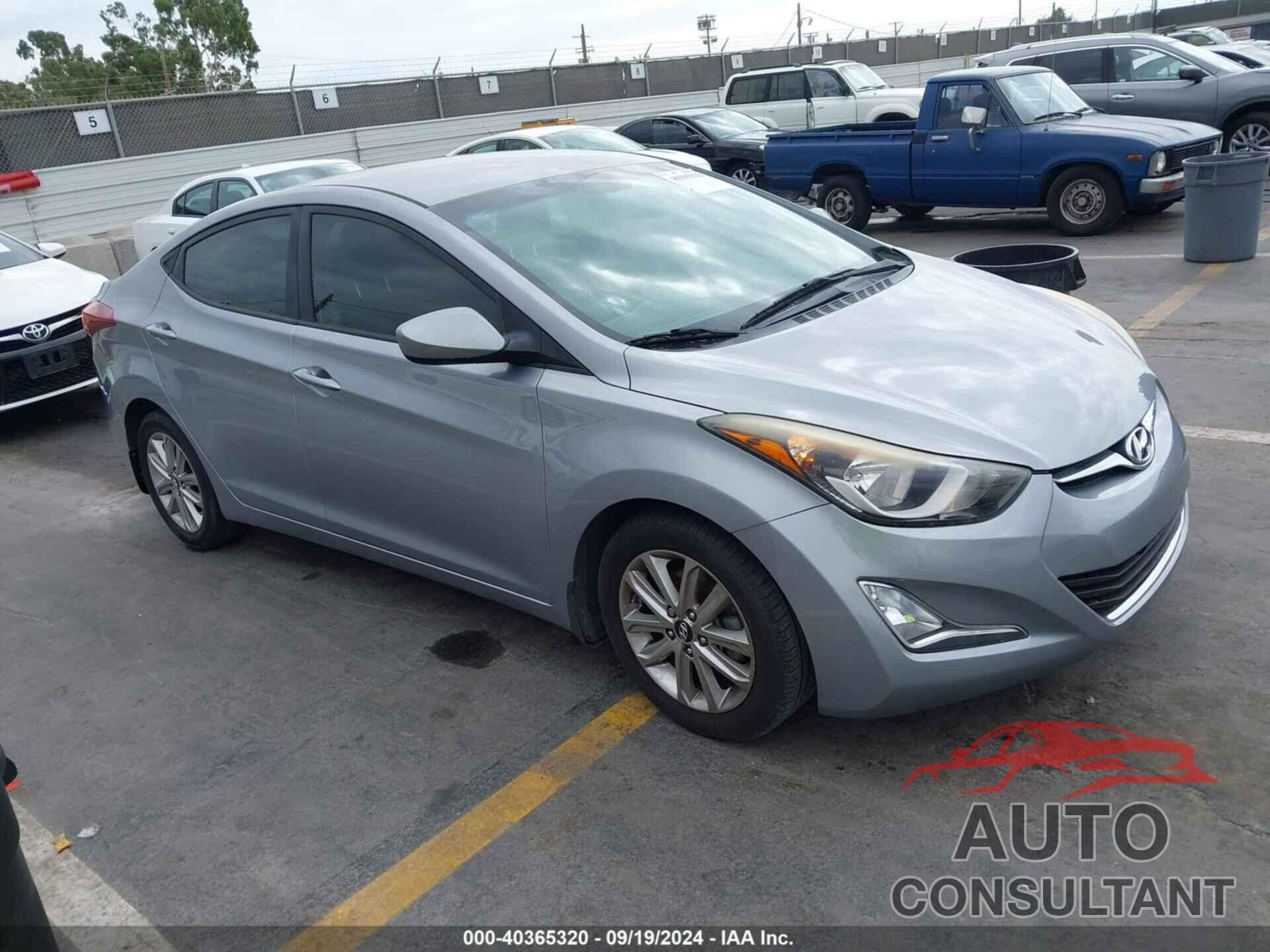 HYUNDAI ELANTRA 2016 - 5NPDH4AE1GH658449