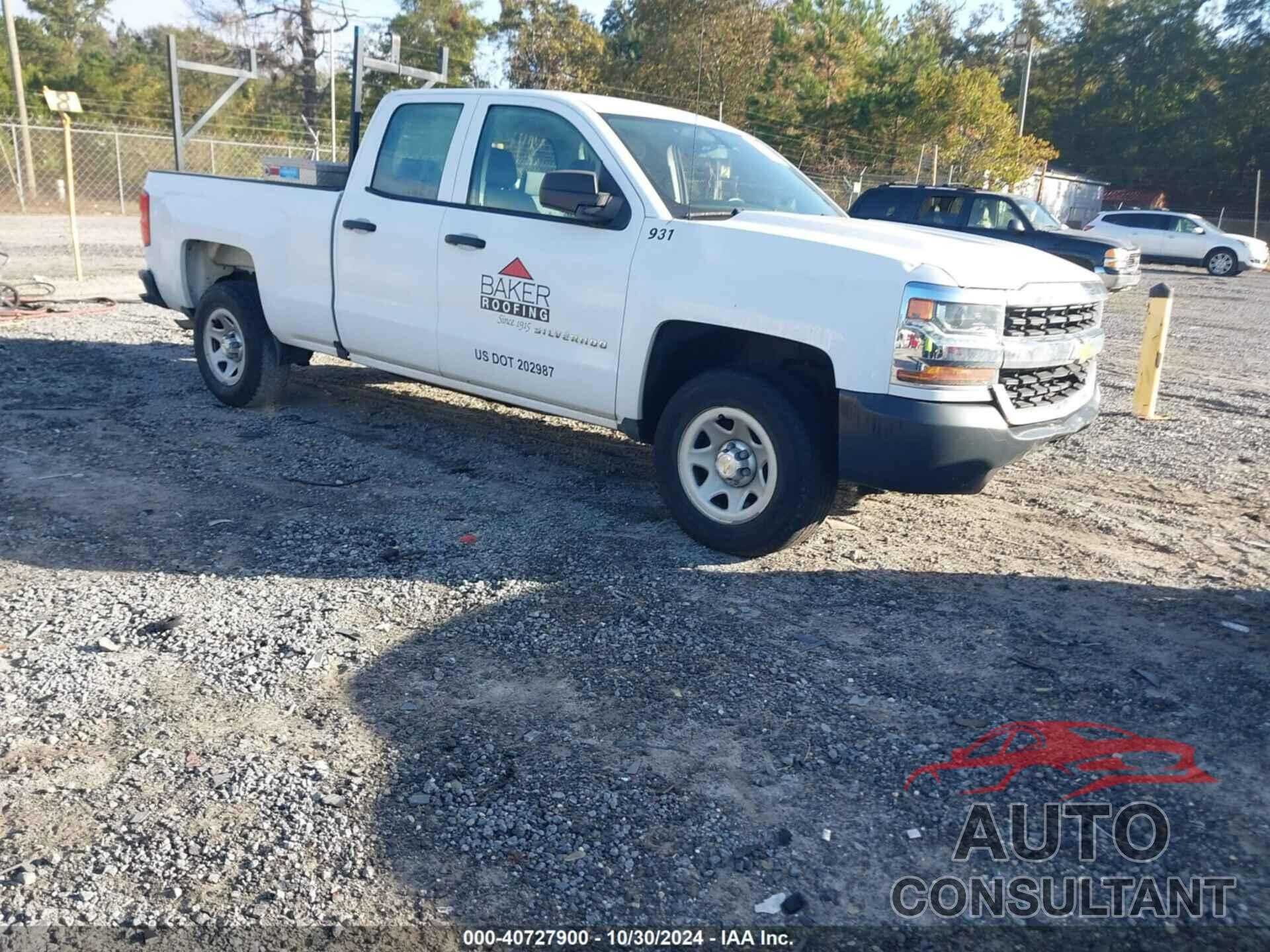 CHEVROLET SILVERADO 1500 2018 - 1GCRCNEH9JZ139079