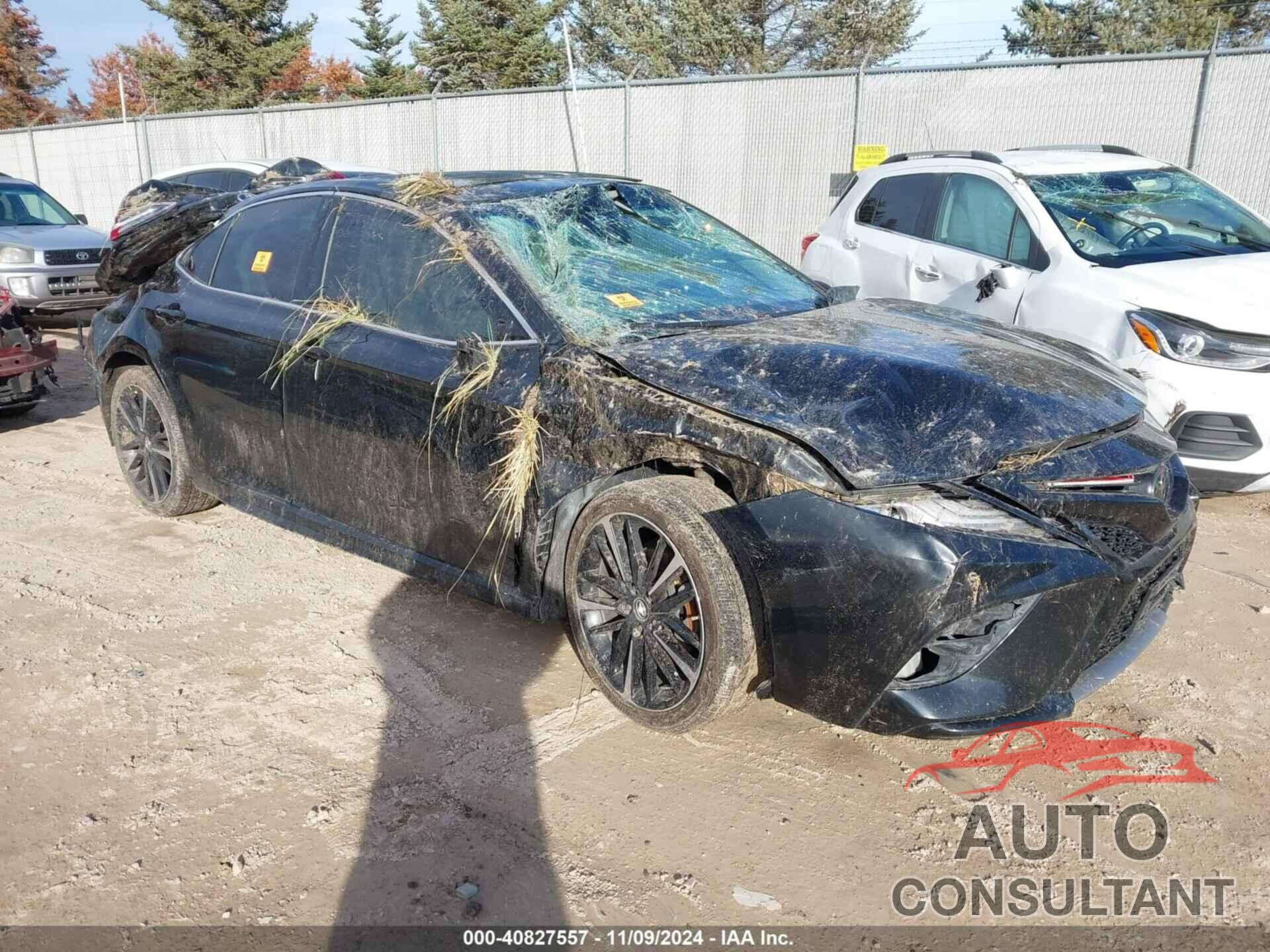 TOYOTA CAMRY 2018 - 4T1B61HK5JU087533