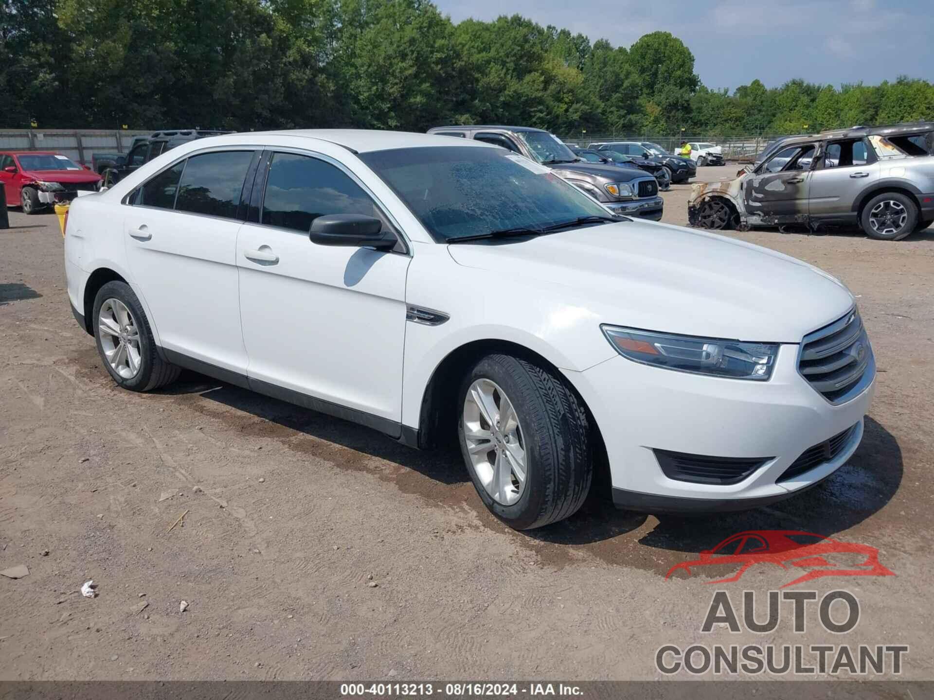 FORD TAURUS 2017 - 1FAHP2D83HG111029