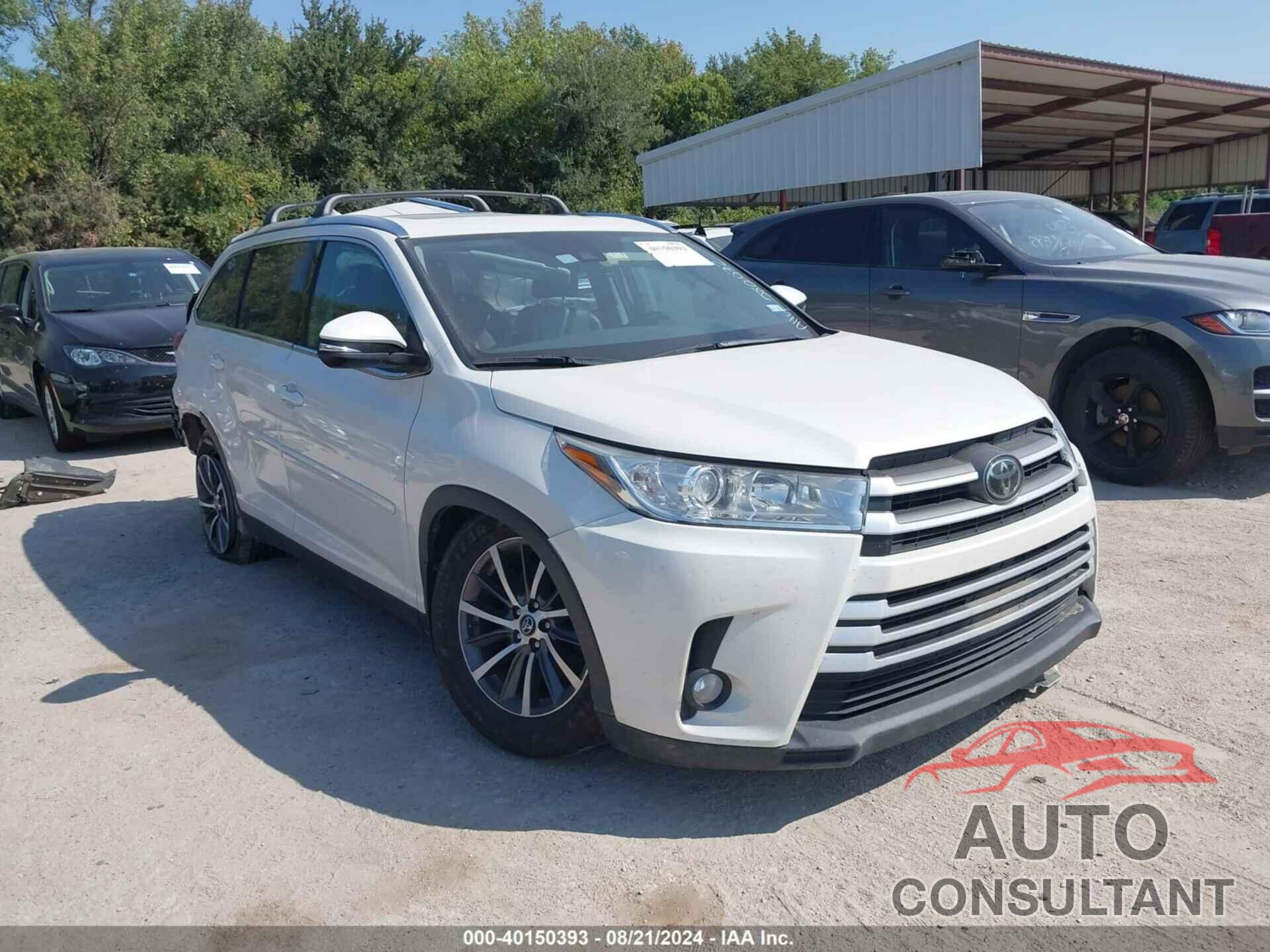 TOYOTA HIGHLANDER 2019 - 5TDJZRFH2KS580072