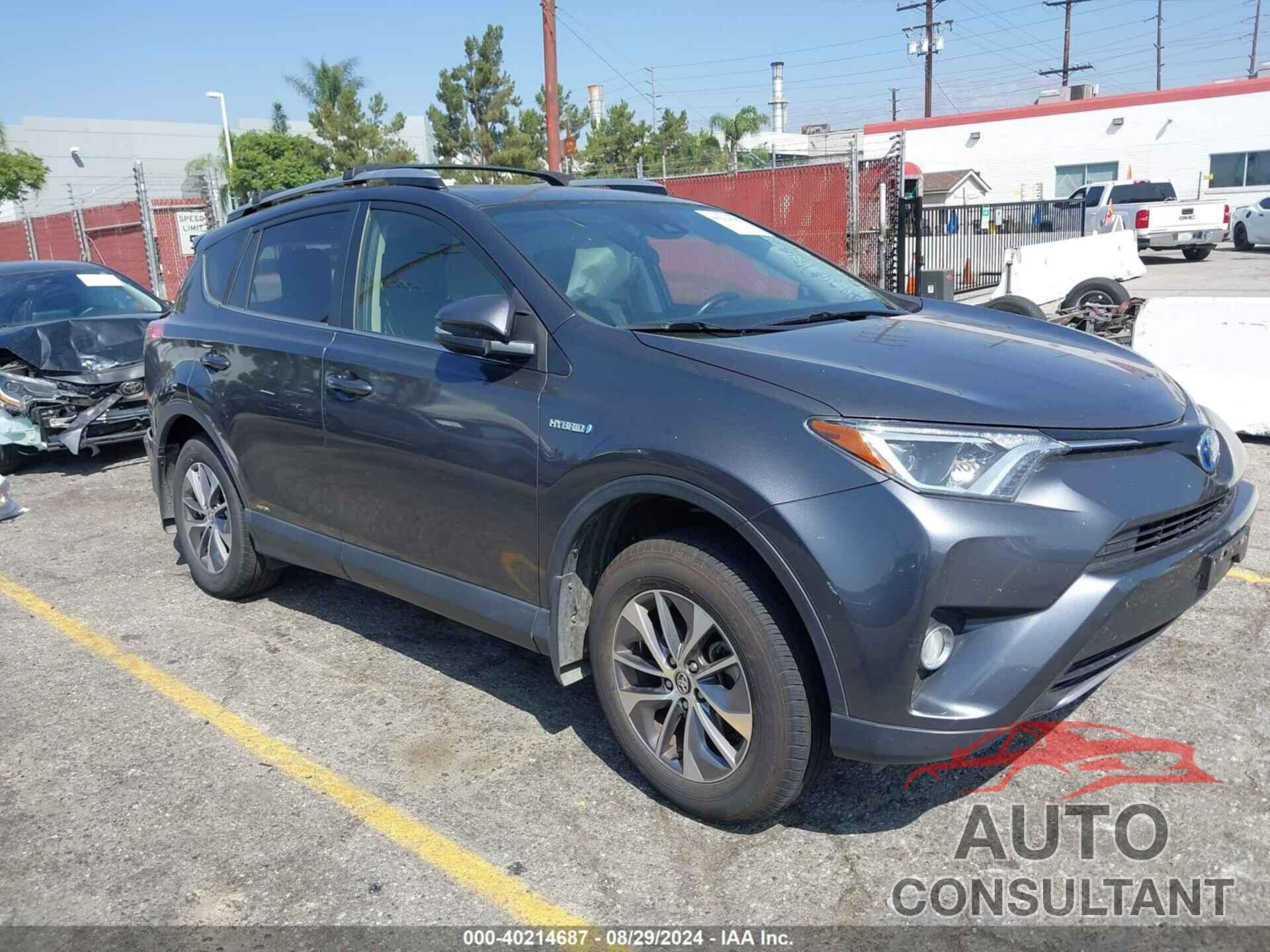 TOYOTA RAV4 HYBRID 2018 - JTMRJREV1JD172870