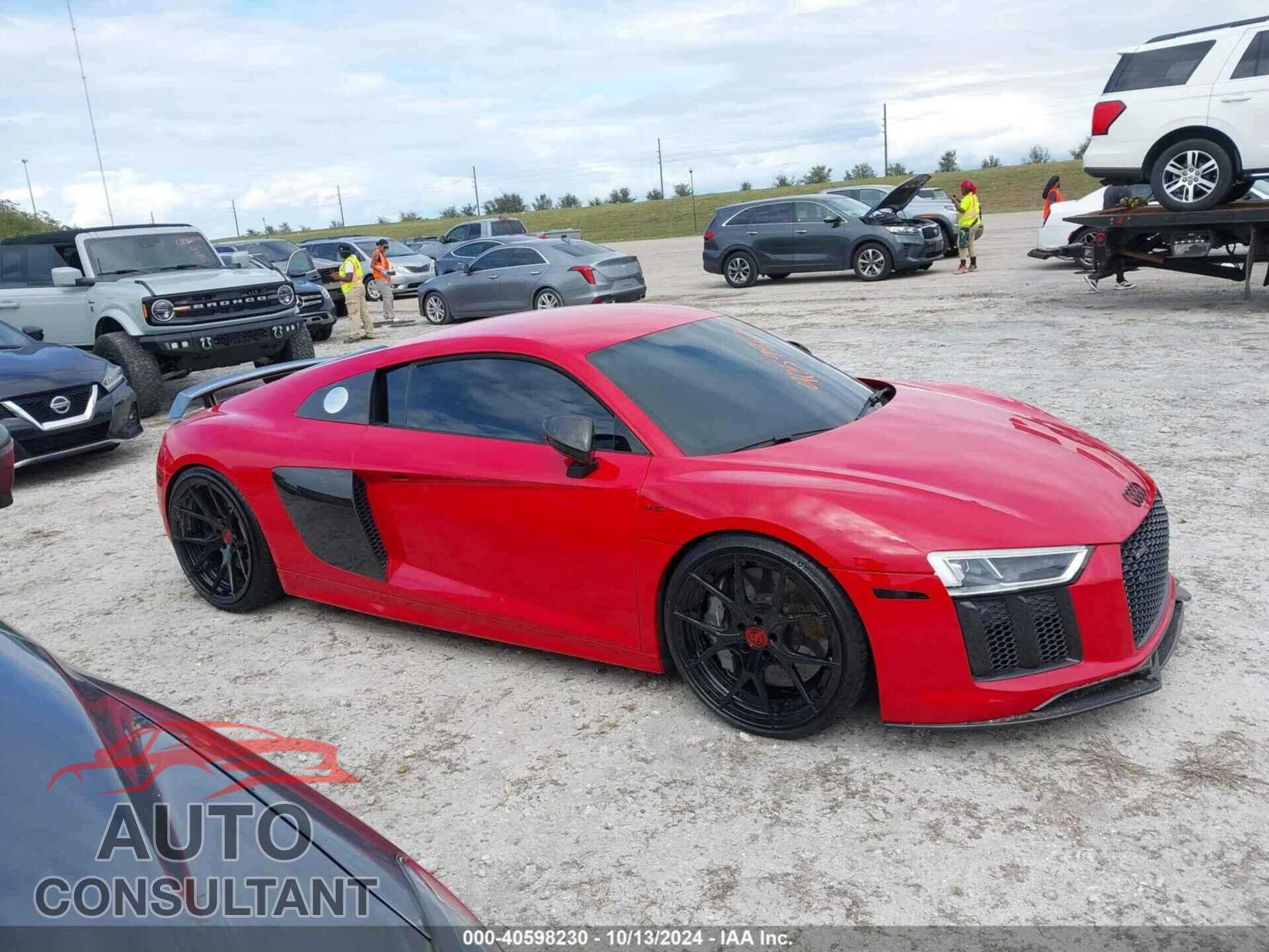 AUDI R8 2018 - WUAKBAFX2J7902027