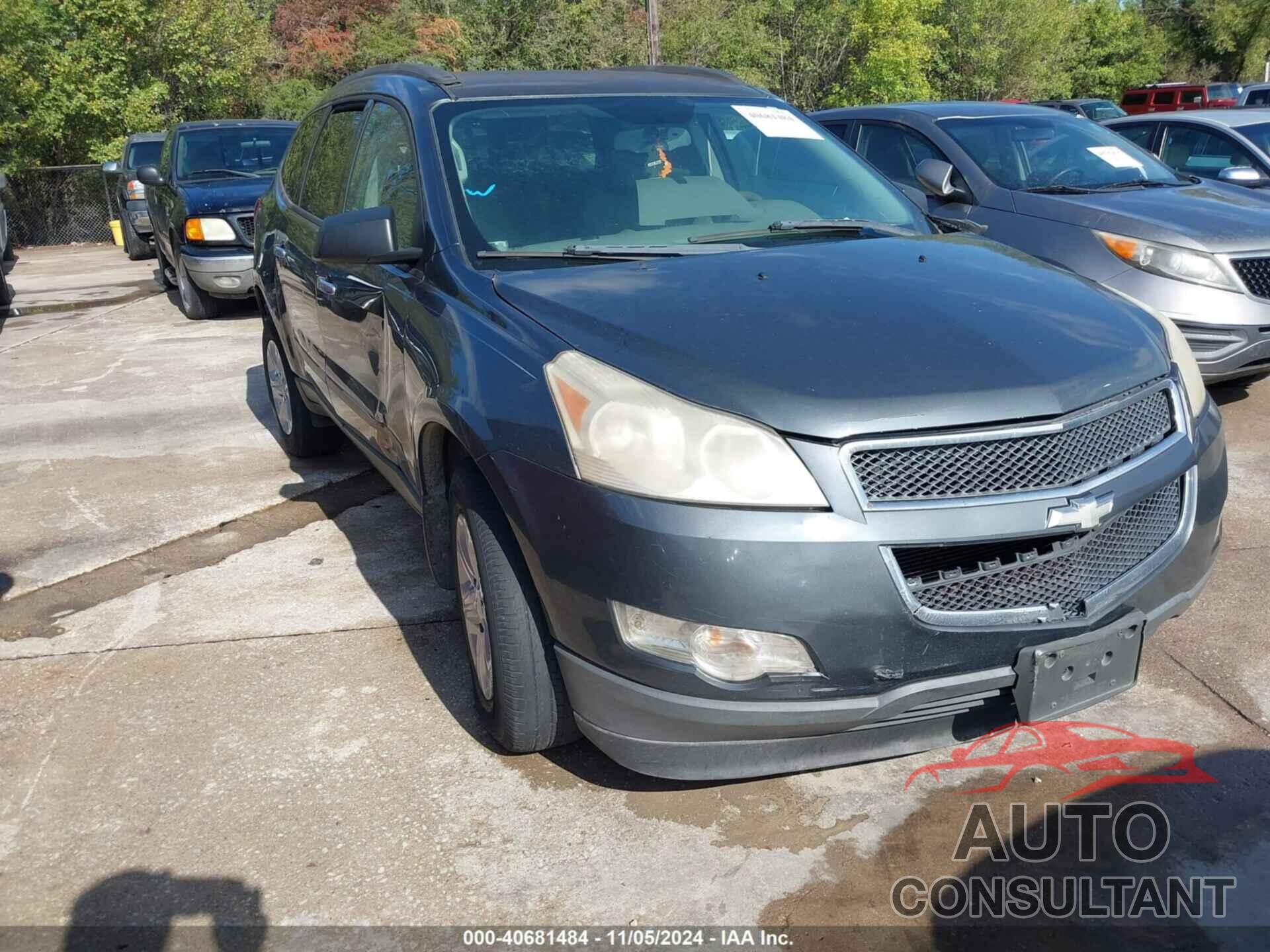 CHEVROLET TRAVERSE 2011 - 1GNKREED9BJ166402