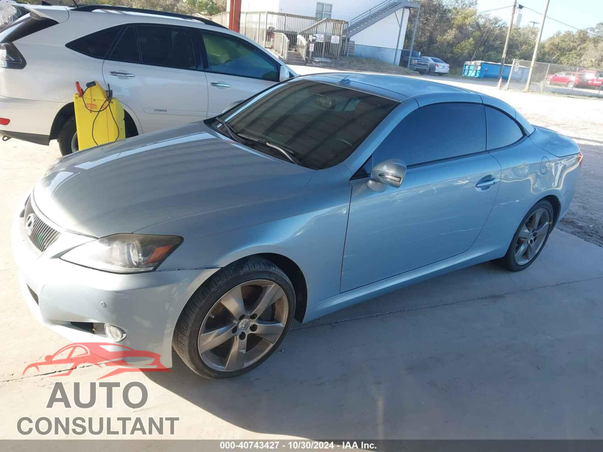 LEXUS IS 350C 2011 - JTHFE2C23B2506139