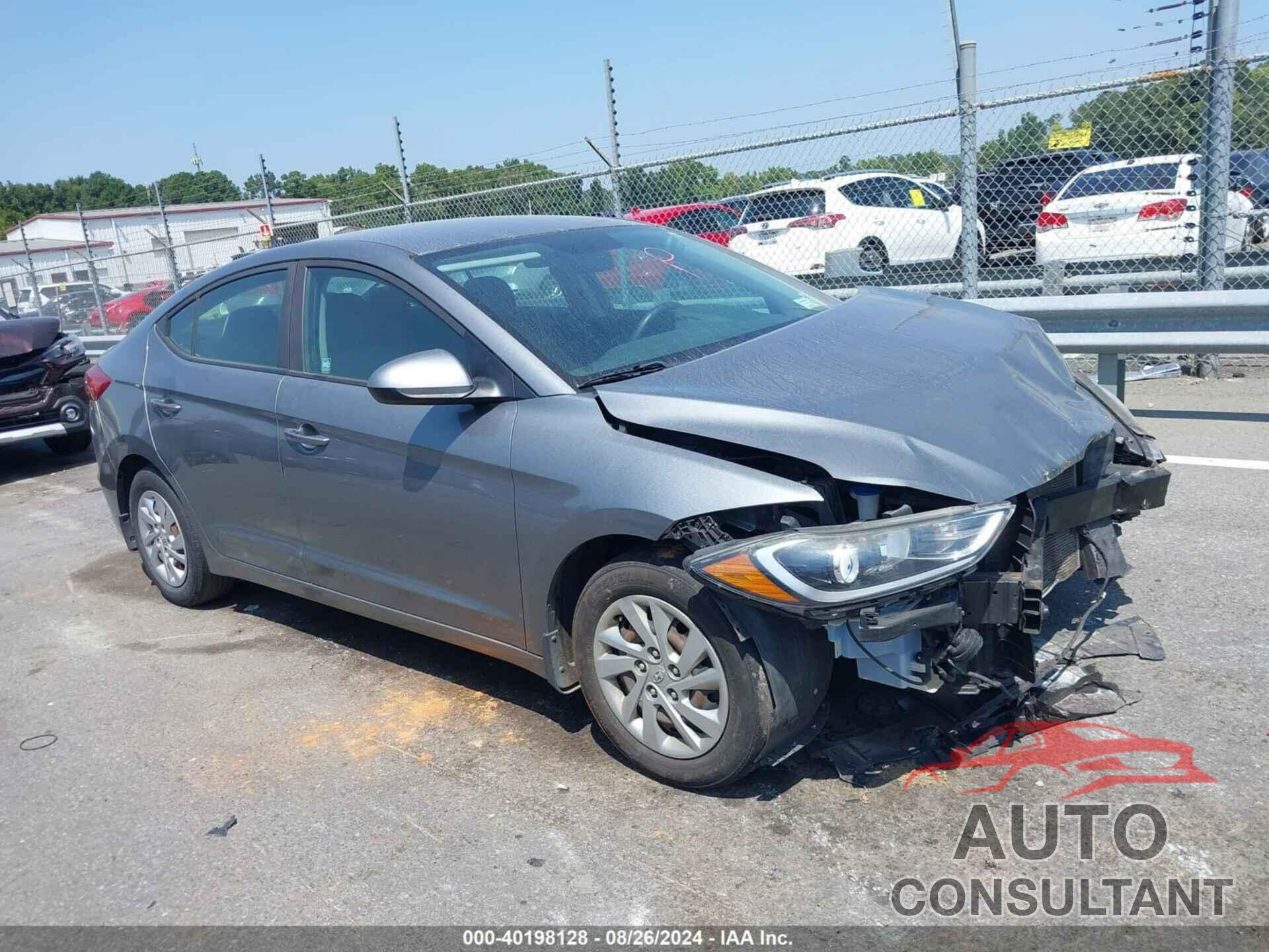 HYUNDAI ELANTRA 2018 - KMHD74LF5JU578847