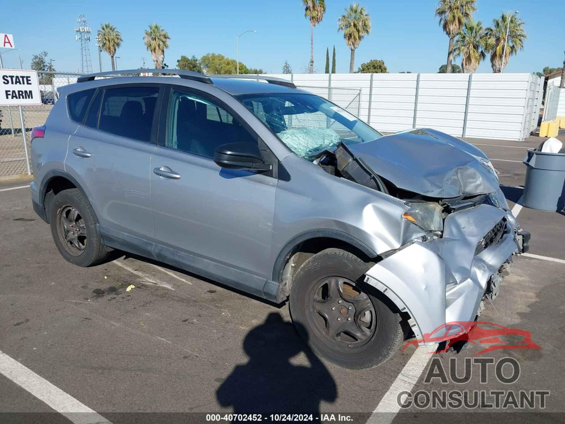 TOYOTA RAV4 2017 - 2T3BFREV2HW665375