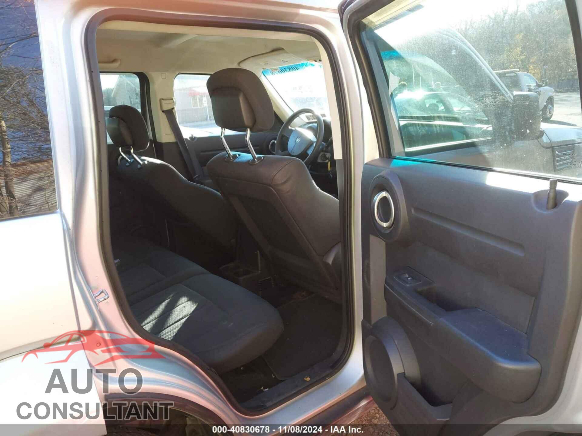 DODGE NITRO 2011 - 1D4PU2GK8BW520374