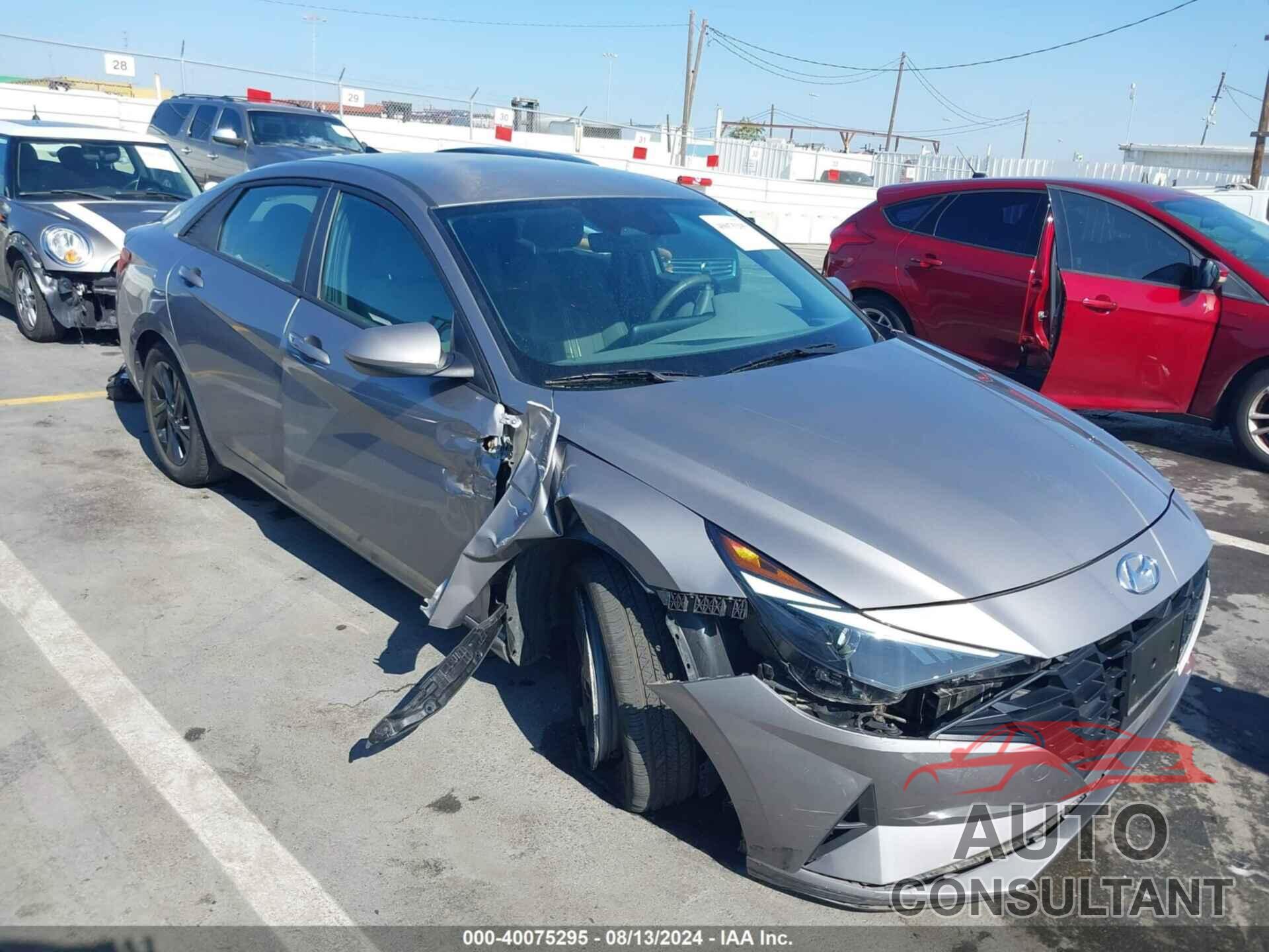 HYUNDAI ELANTRA 2022 - KMHLS4AG5NU287552