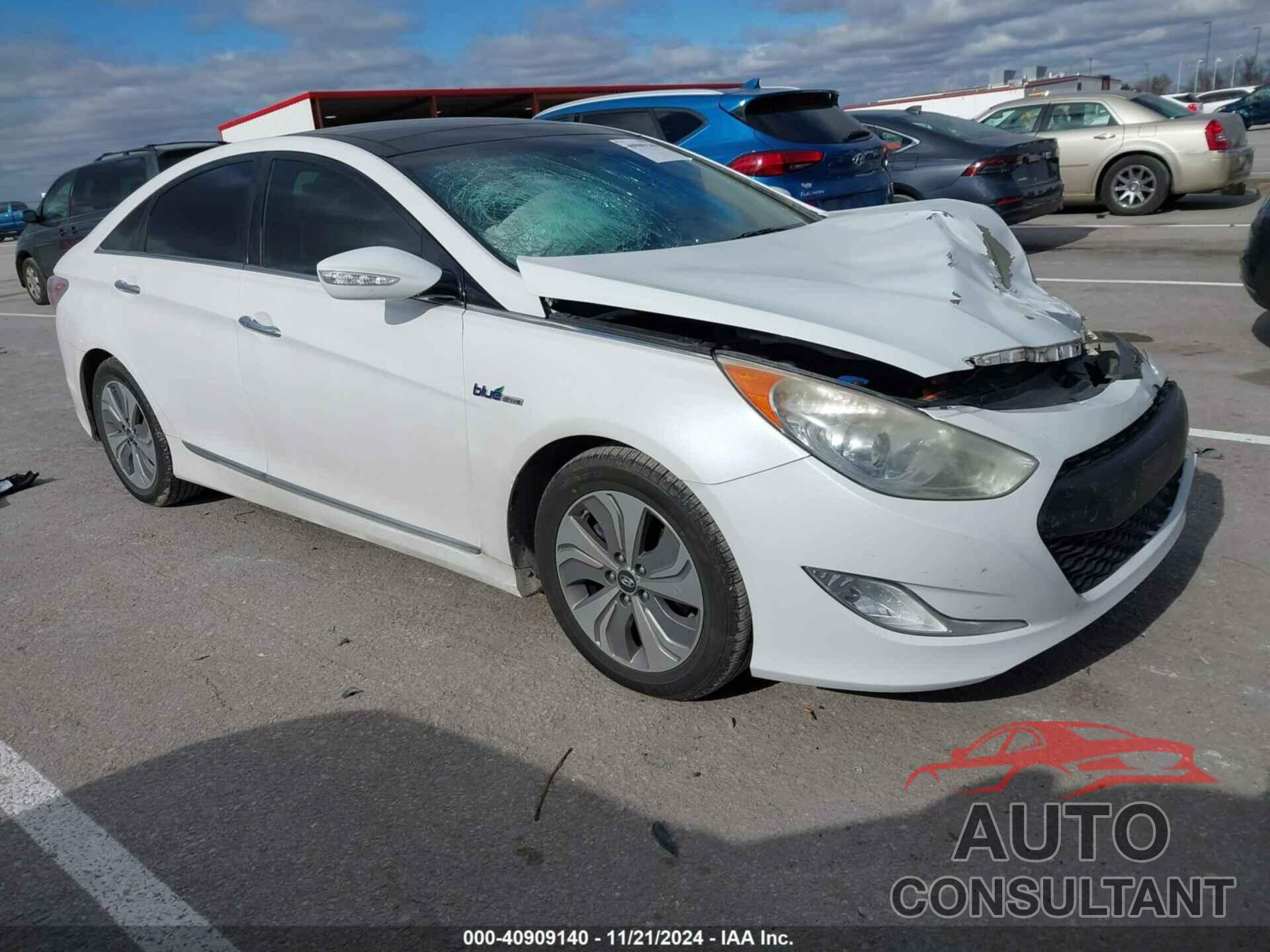 HYUNDAI SONATA HYBRID 2015 - KMHEC4A40FA132115