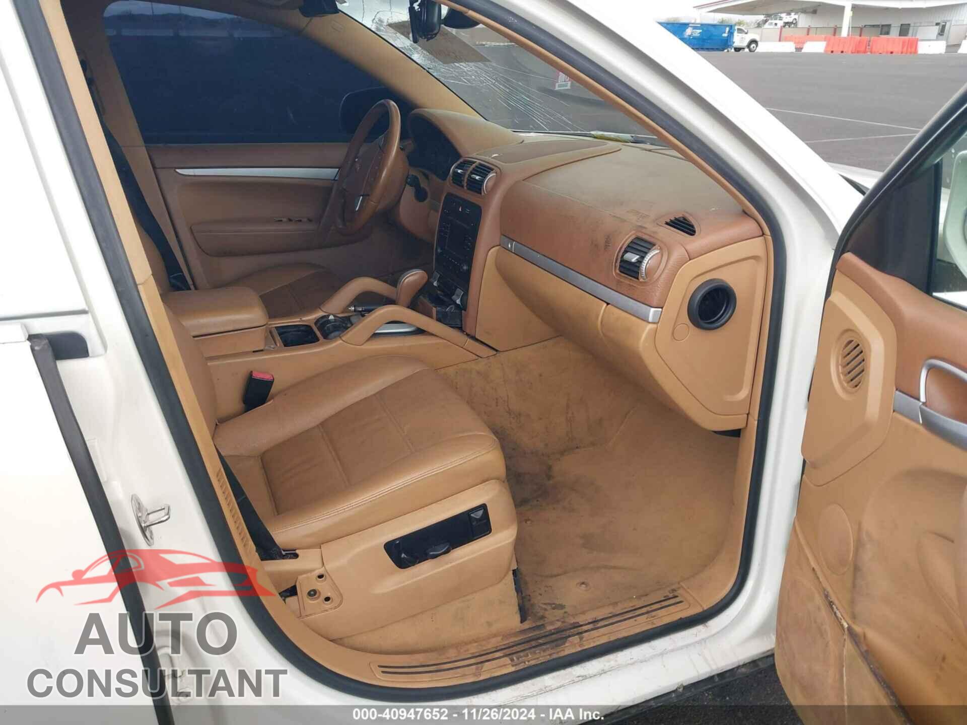 PORSCHE CAYENNE 2010 - WP1AA2AP2ALA06485