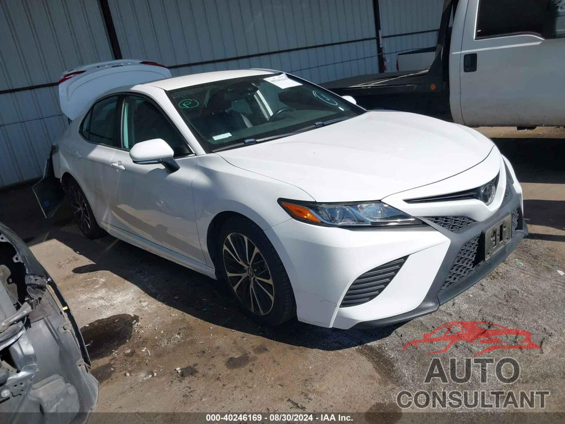 TOYOTA CAMRY 2019 - 4T1B11HK2KU244483