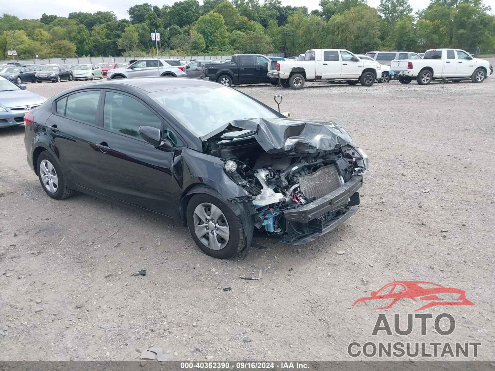 KIA FORTE 2018 - 3KPFK4A79JE192244