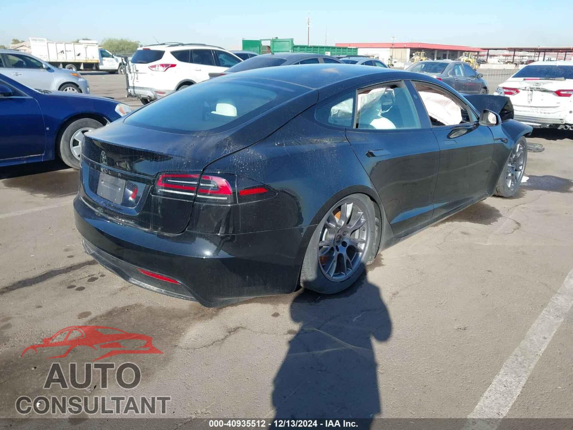 TESLA MODEL S 2023 - 5YJSA1E5XPF525627