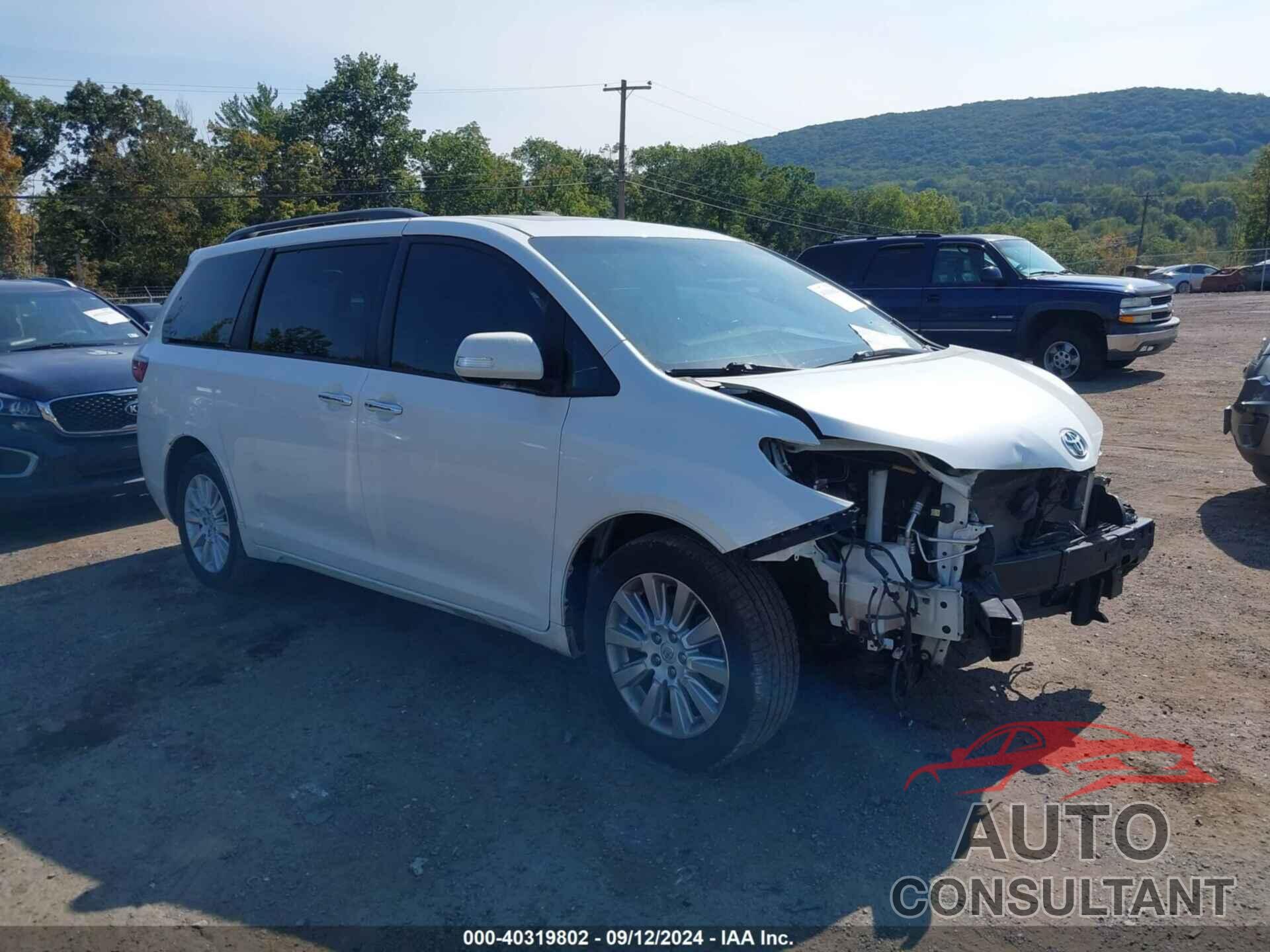 TOYOTA SIENNA 2015 - 5TDDK3DC6FS097549