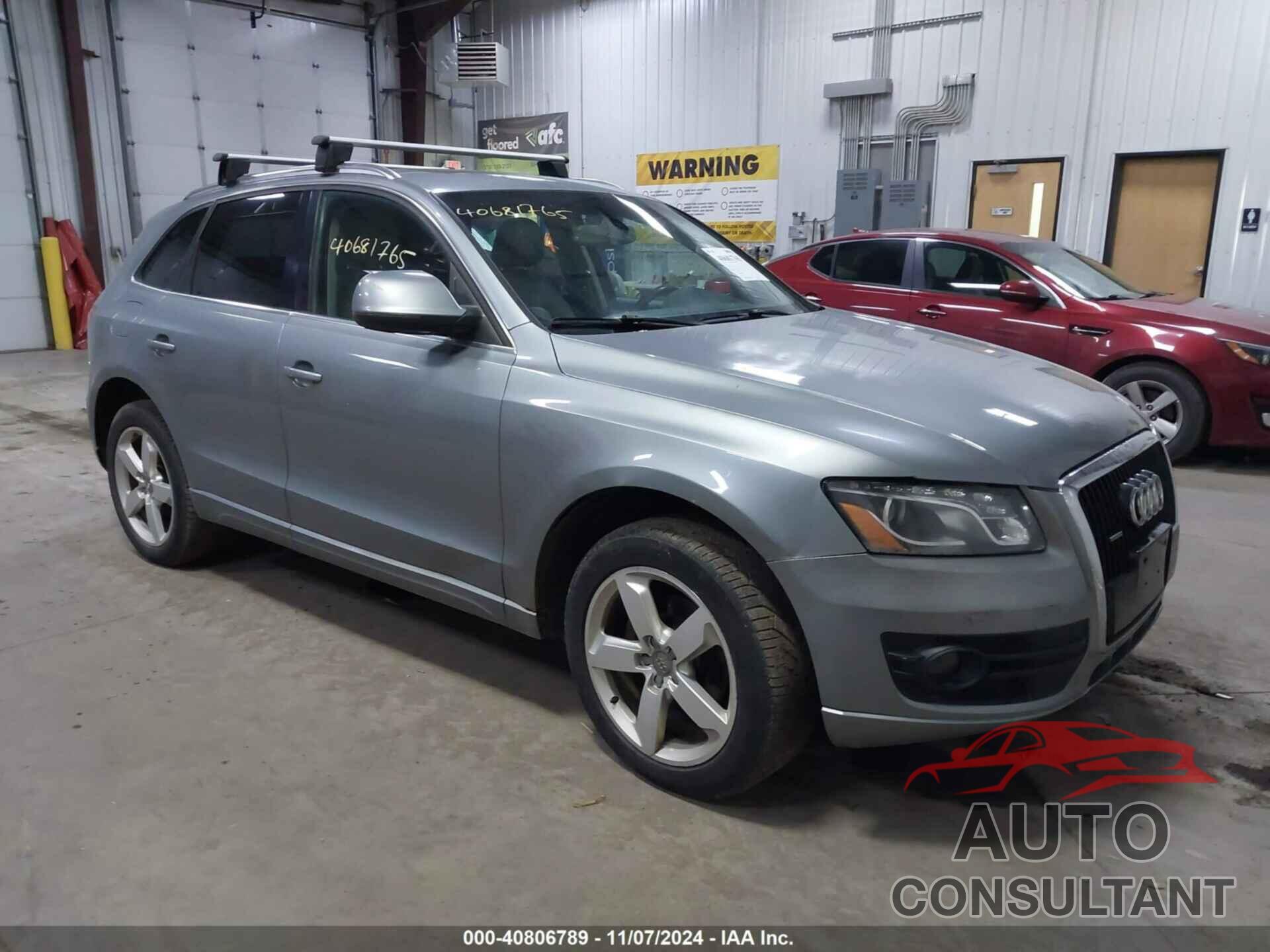 AUDI Q5 2010 - WA1LKAFP7AA095051