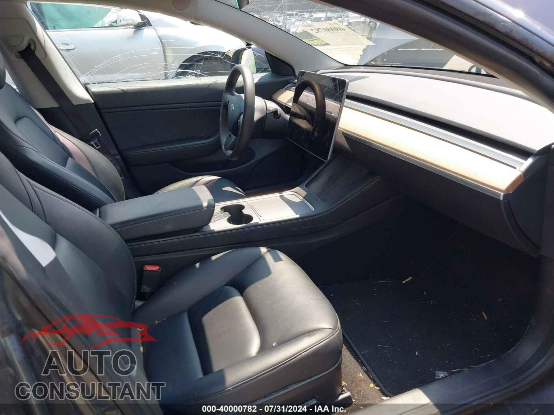 TESLA MODEL 3 2021 - 5YJ3E1EB5MF862023