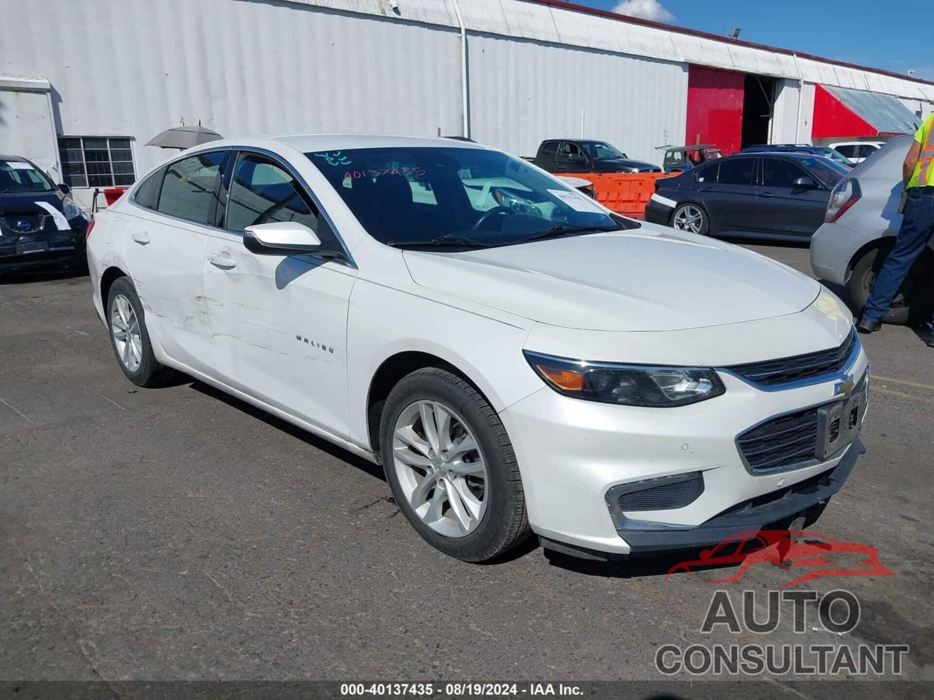 CHEVROLET MALIBU 2017 - 1G1ZE5ST5HF257119