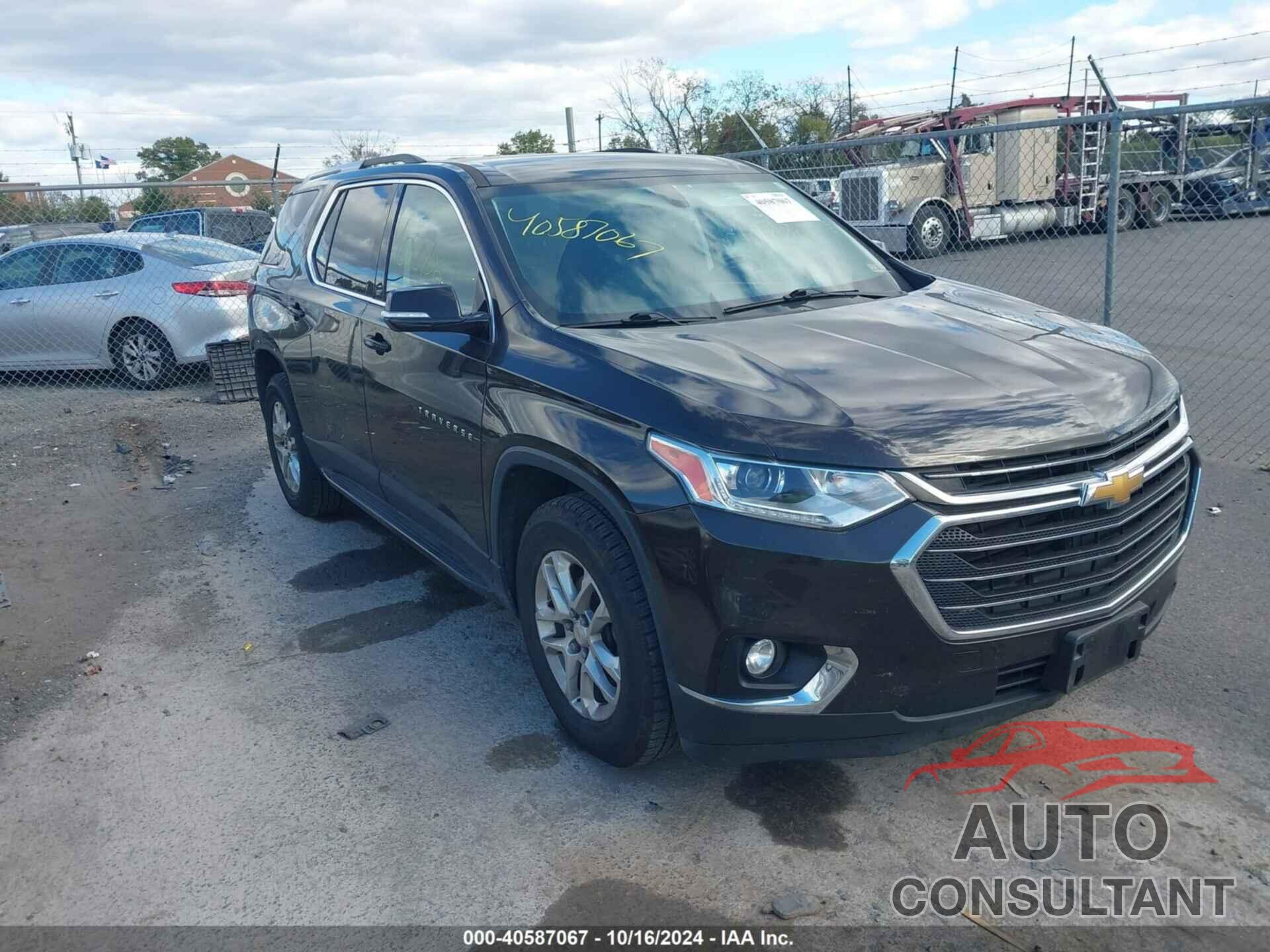 CHEVROLET TRAVERSE 2018 - 1GNEVGKW4JJ181317