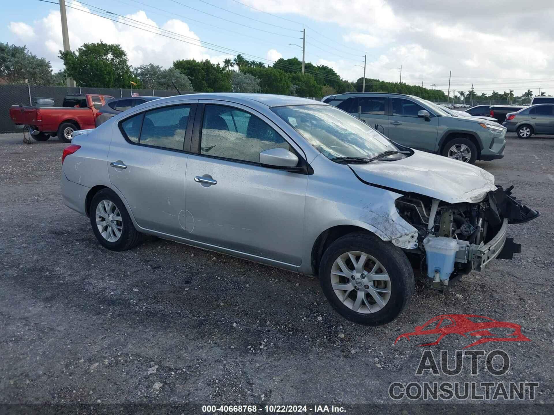 NISSAN VERSA 2019 - 3N1CN7AP1KL863319