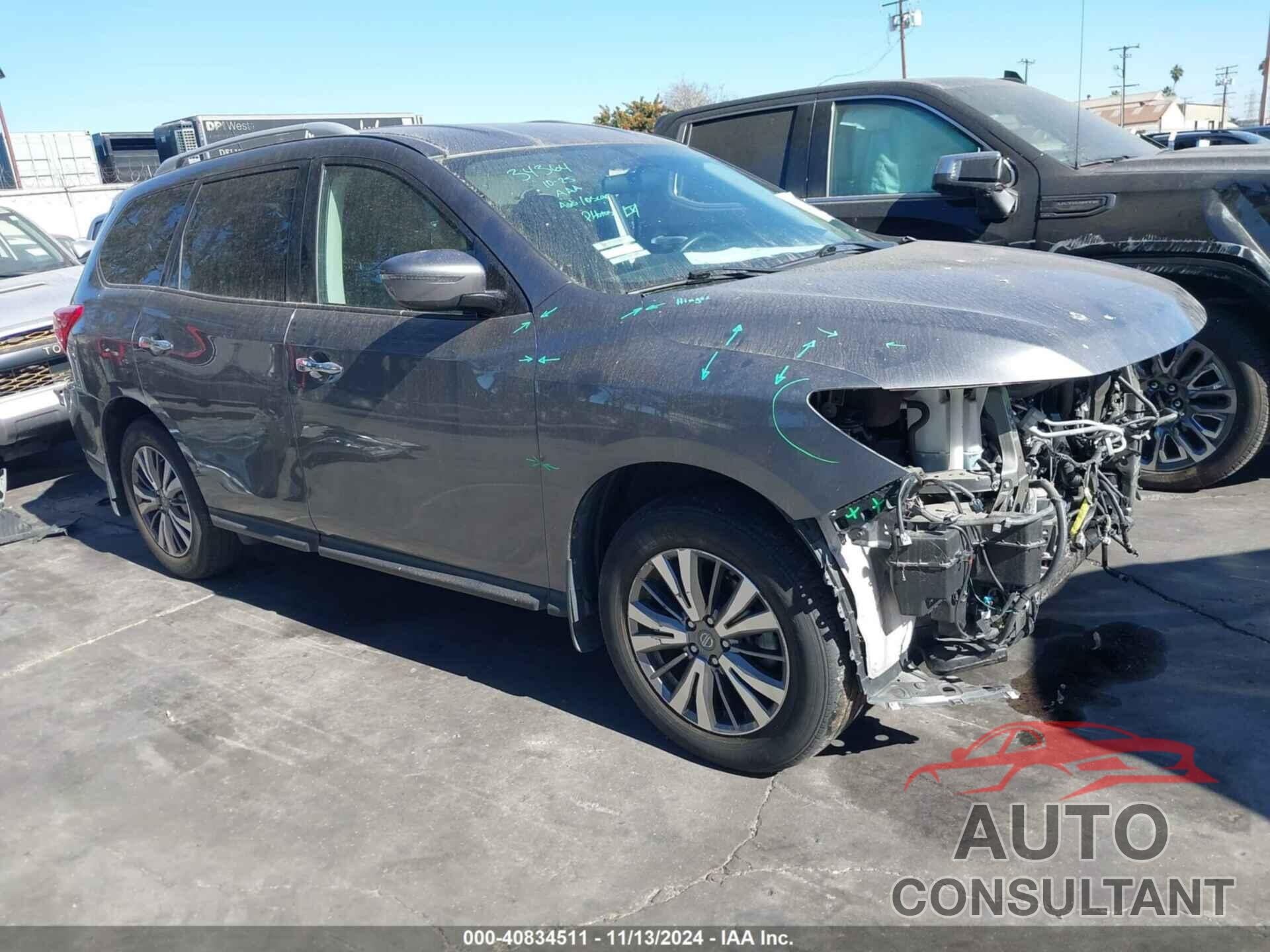 NISSAN PATHFINDER 2018 - 5N1DR2MN9JC662101