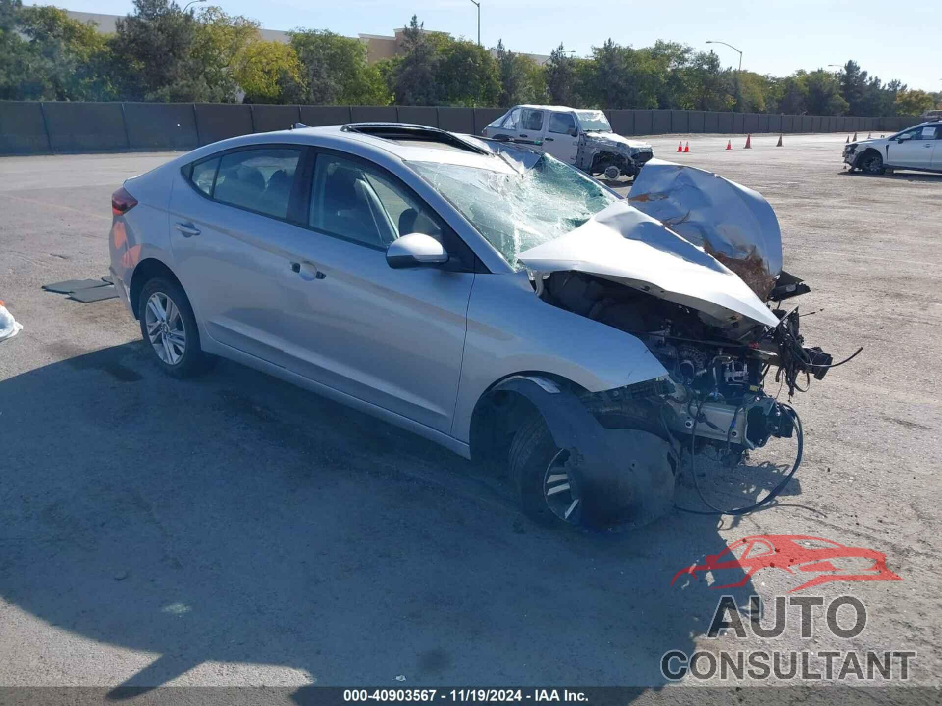 HYUNDAI ELANTRA 2020 - KMHD84LF3LU929545