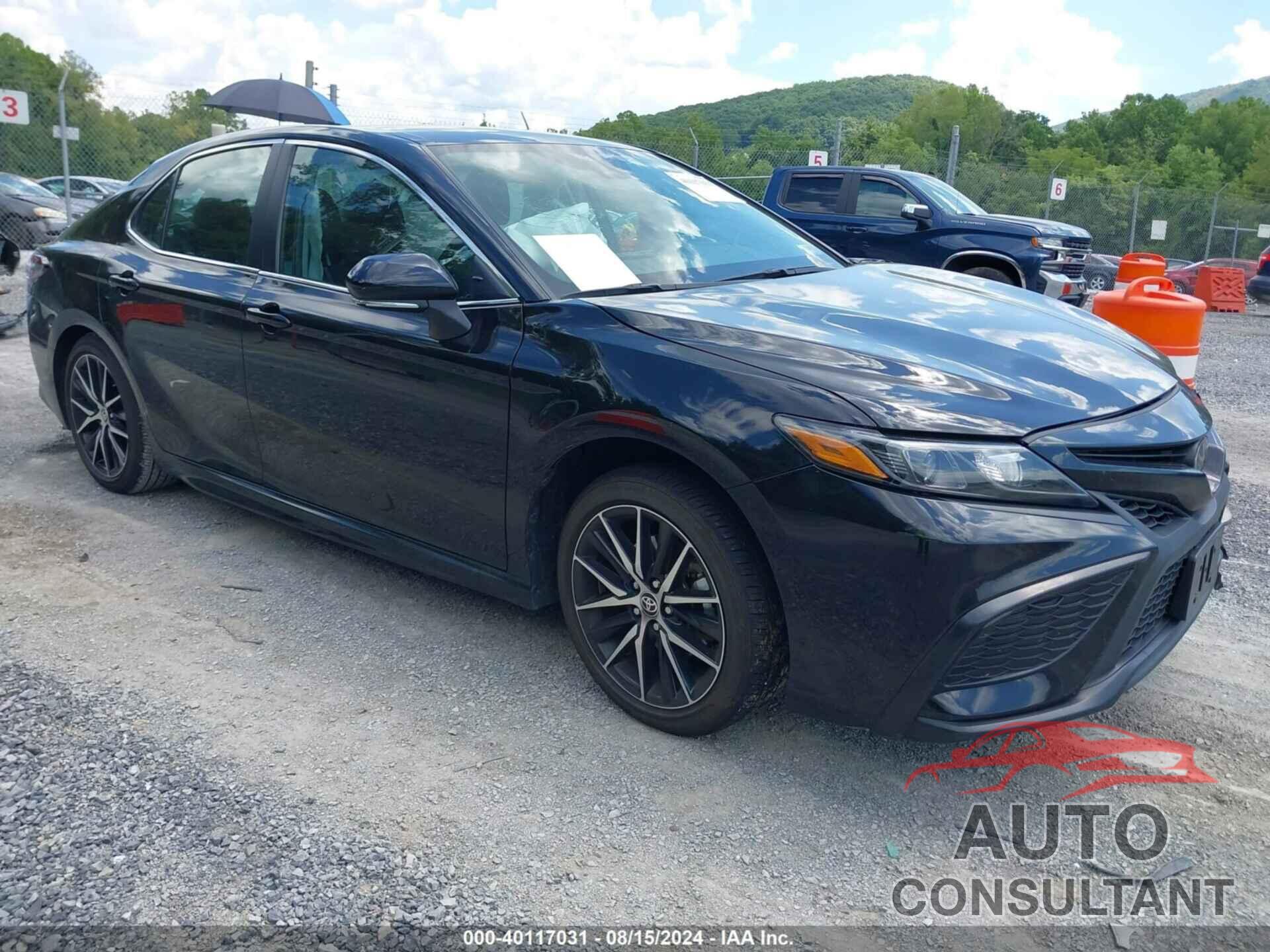 TOYOTA CAMRY 2023 - 4T1G11AK4PU151262