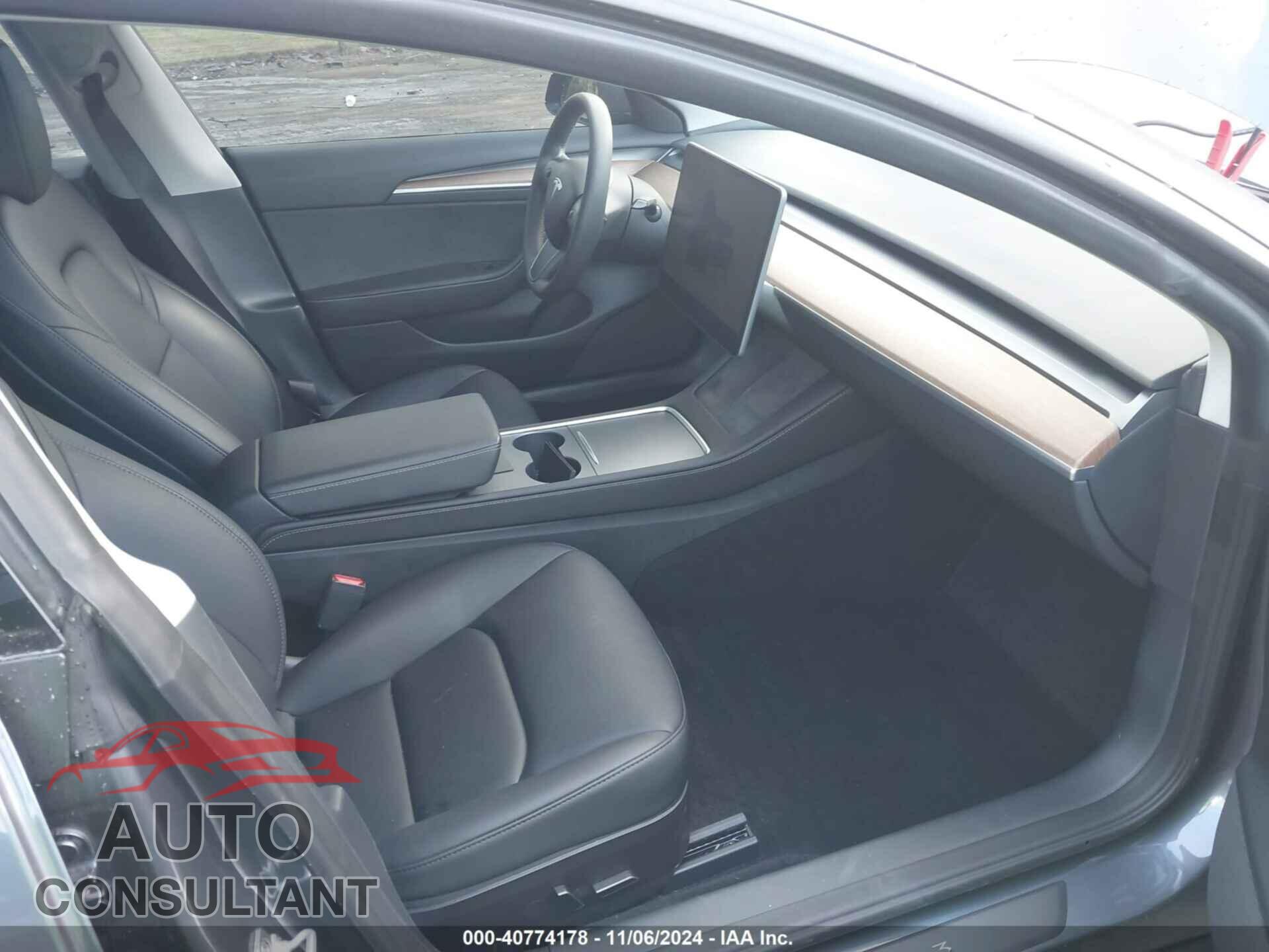 TESLA MODEL 3 2023 - 5YJ3E1EA7PF483312