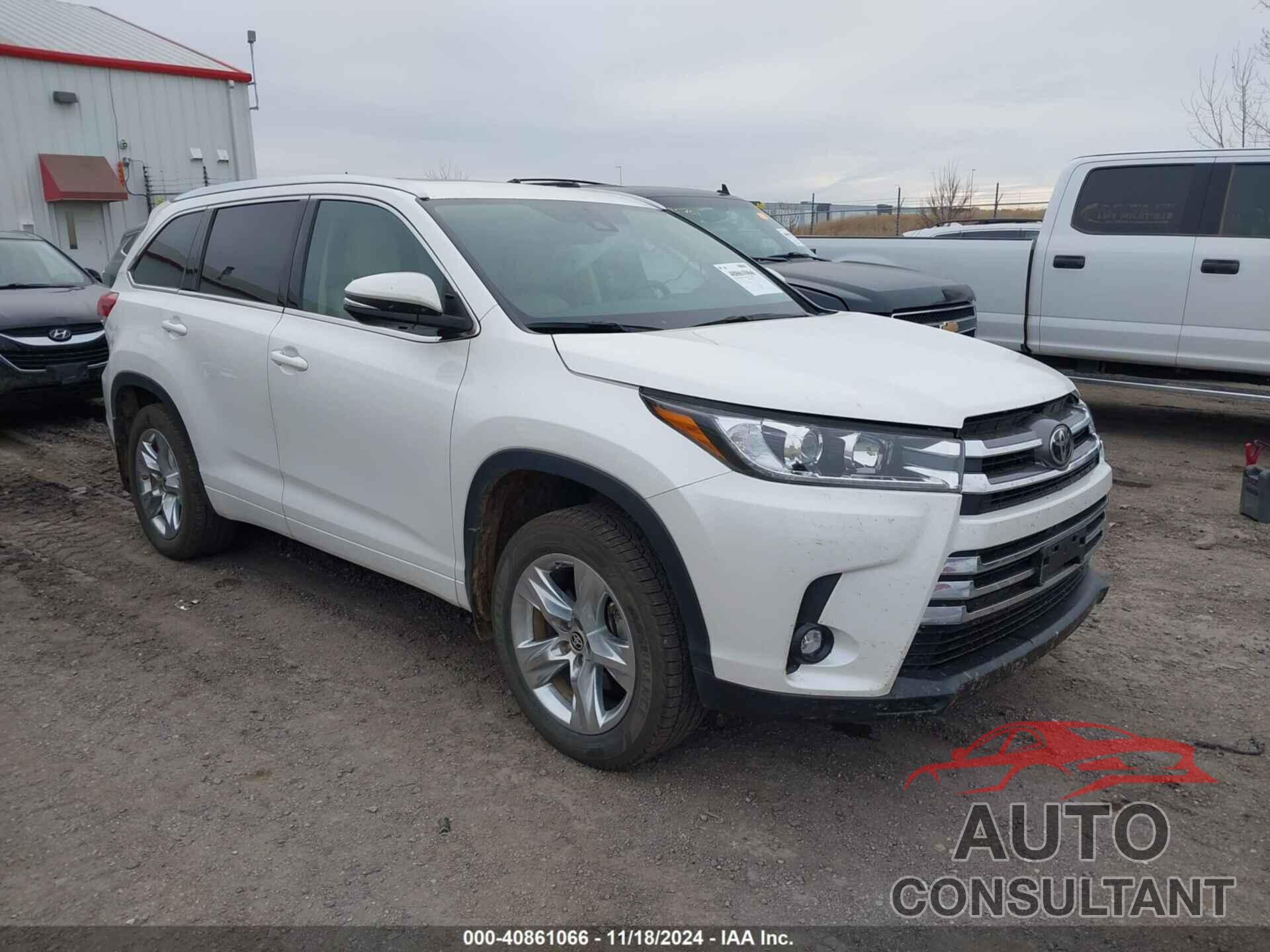 TOYOTA HIGHLANDER 2019 - 5TDDZRFH4KS743804