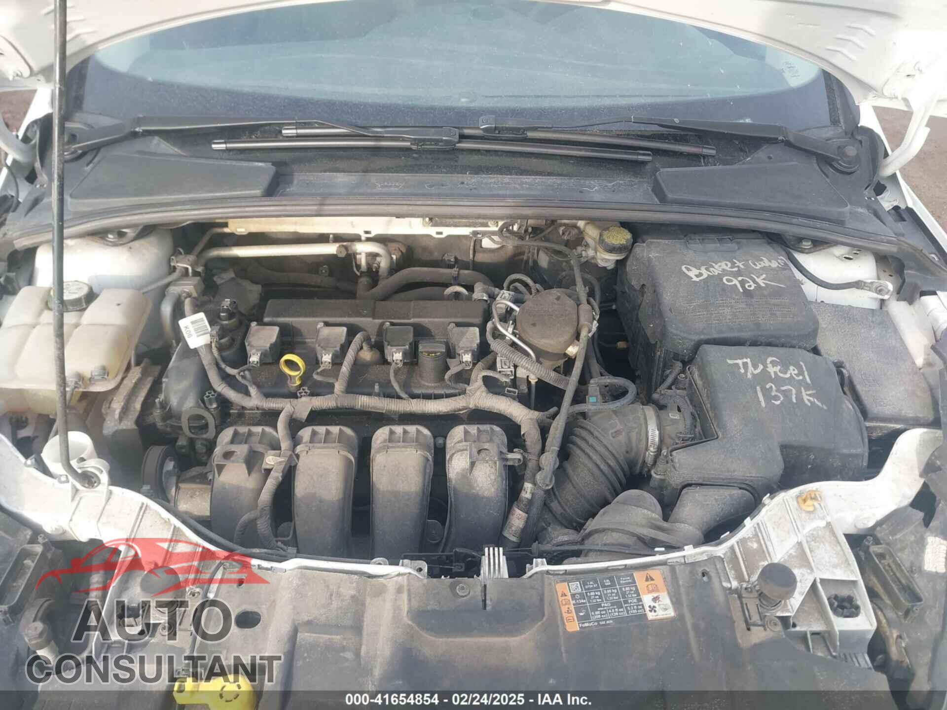 FORD FOCUS 2016 - 1FADP3F2XGL247497