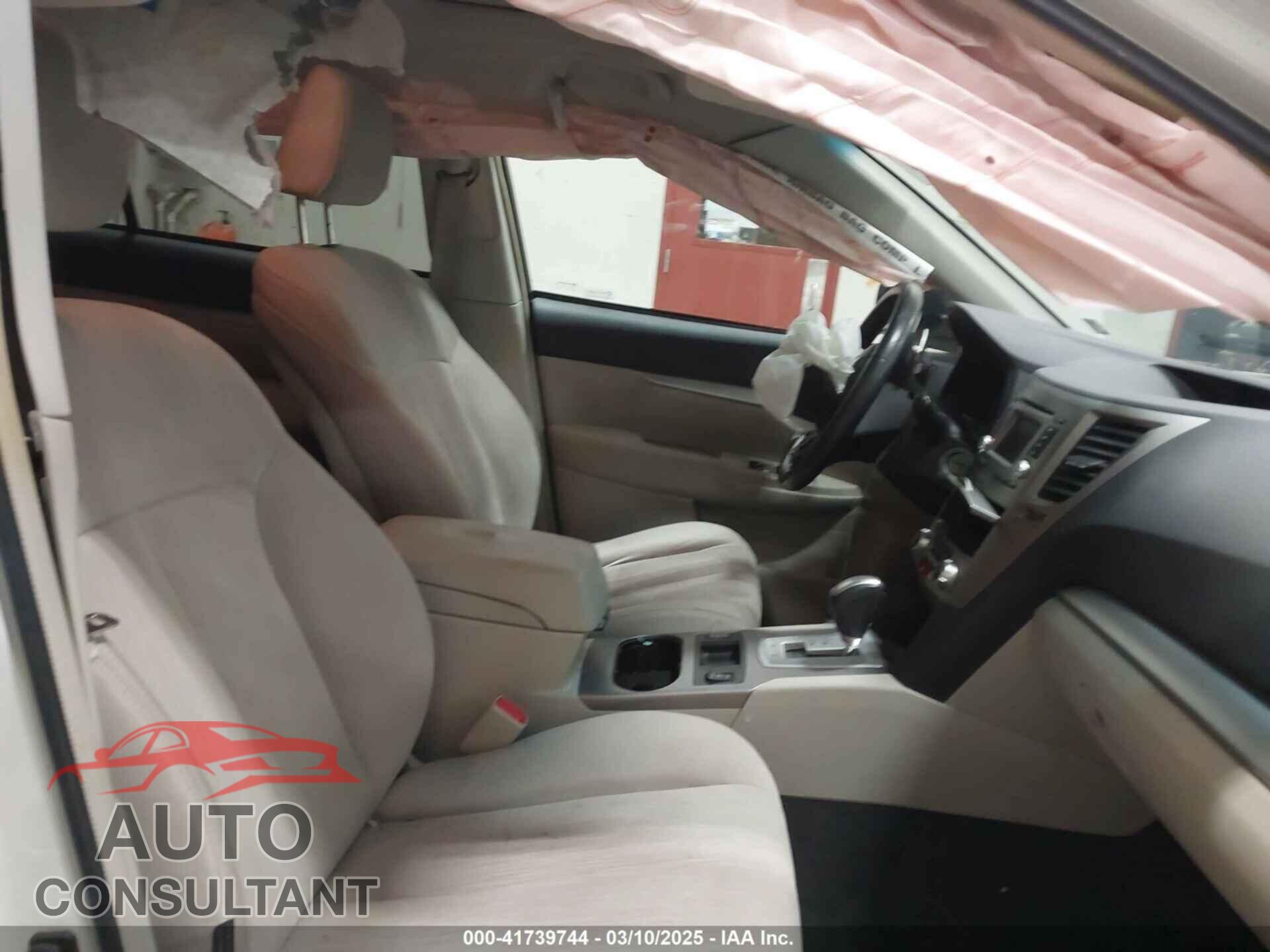 SUBARU OUTBACK 2014 - 4S4BRBDC4E3238319