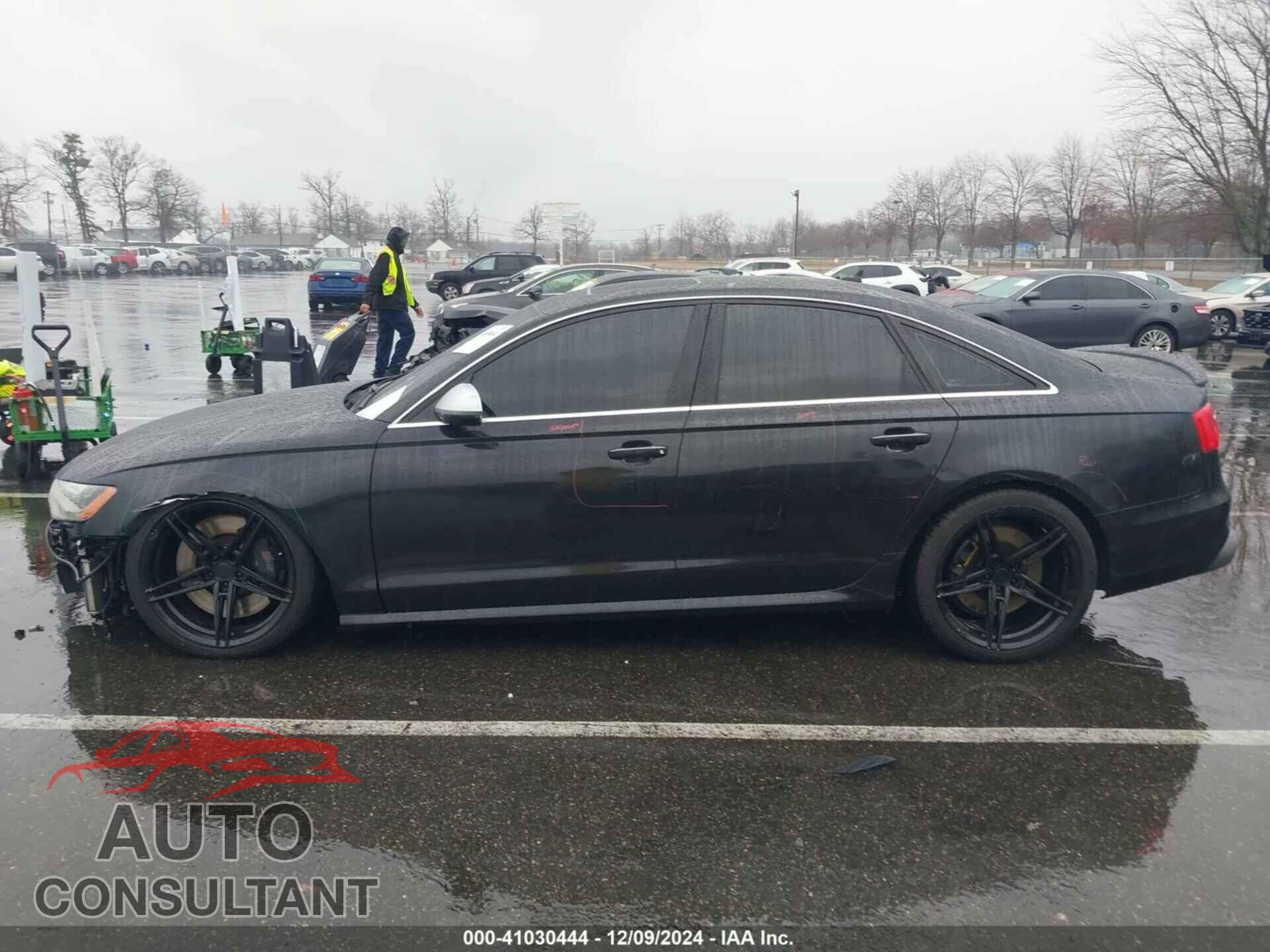 AUDI S6 2013 - WAUJ2AFC3DN133847