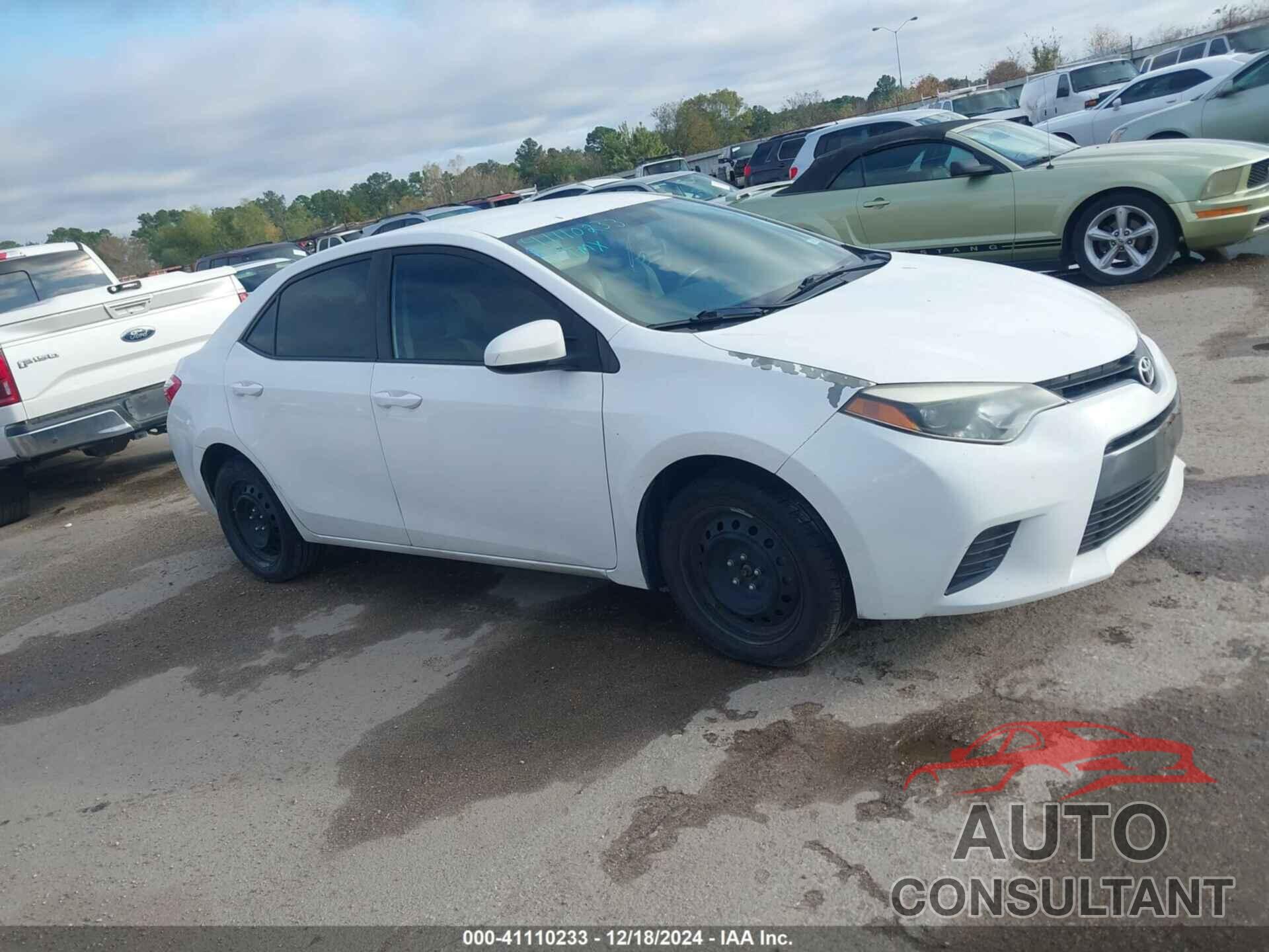 TOYOTA COROLLA 2015 - 5YFBURHE1FP314630