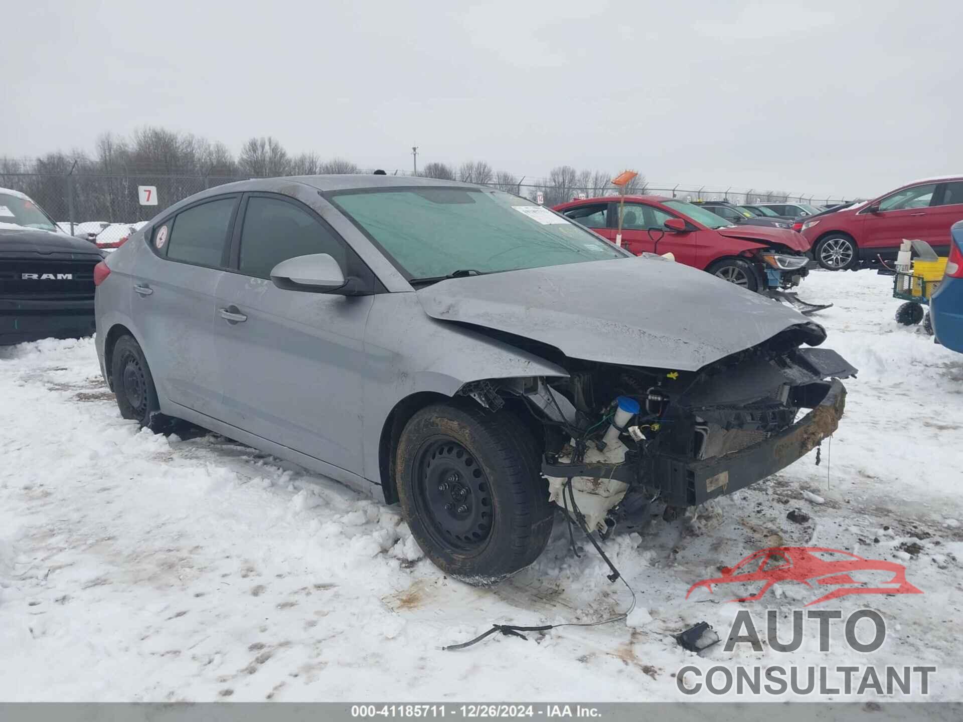 HYUNDAI ELANTRA 2017 - 5NPD74LF2HH205659