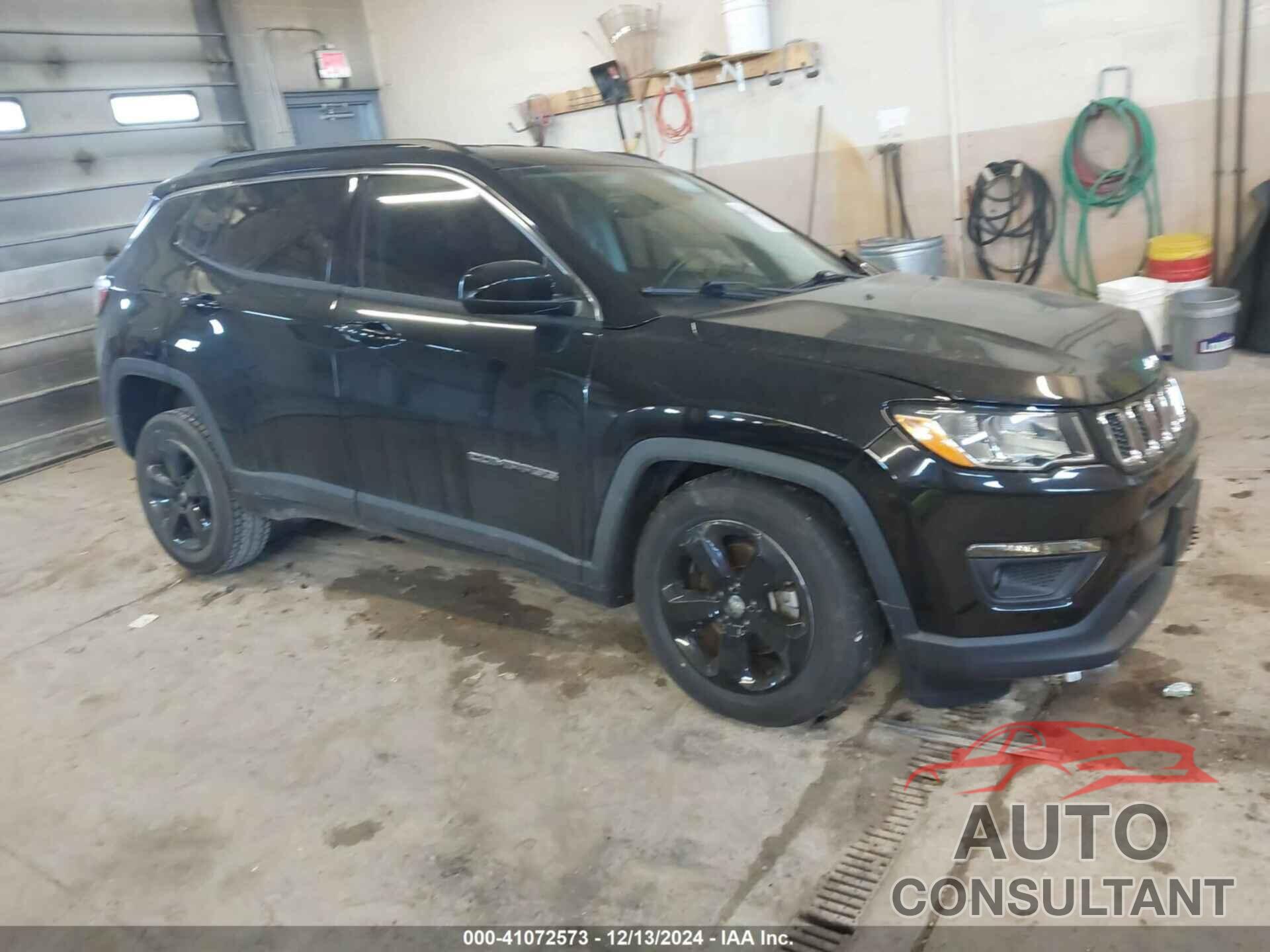 JEEP COMPASS 2018 - 3C4NJDBB1JT185186